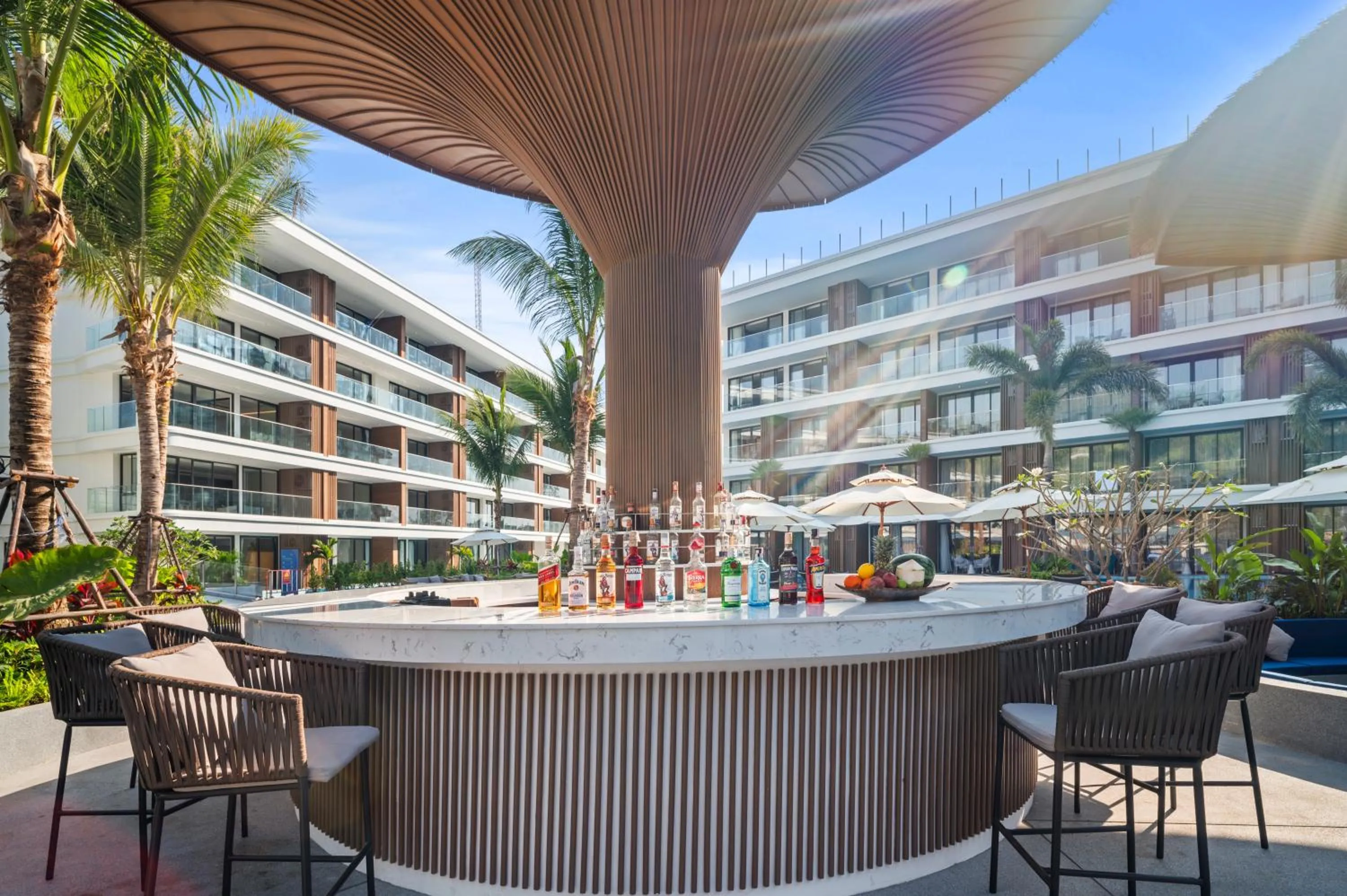 Lounge or bar in Kora Beach Resort Phuket