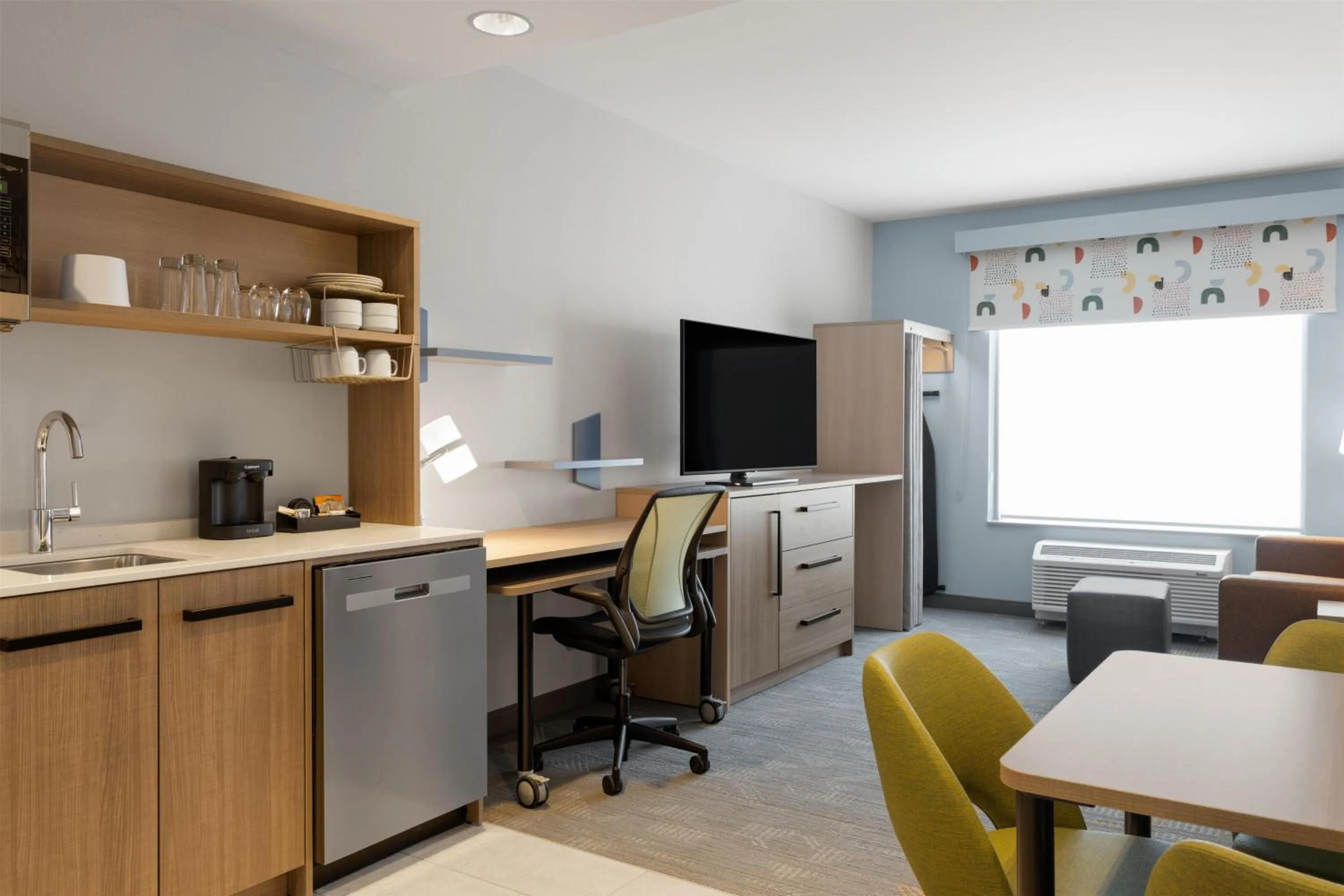 Kitchen or kitchenette in Home2 Suites By Hilton Kearney