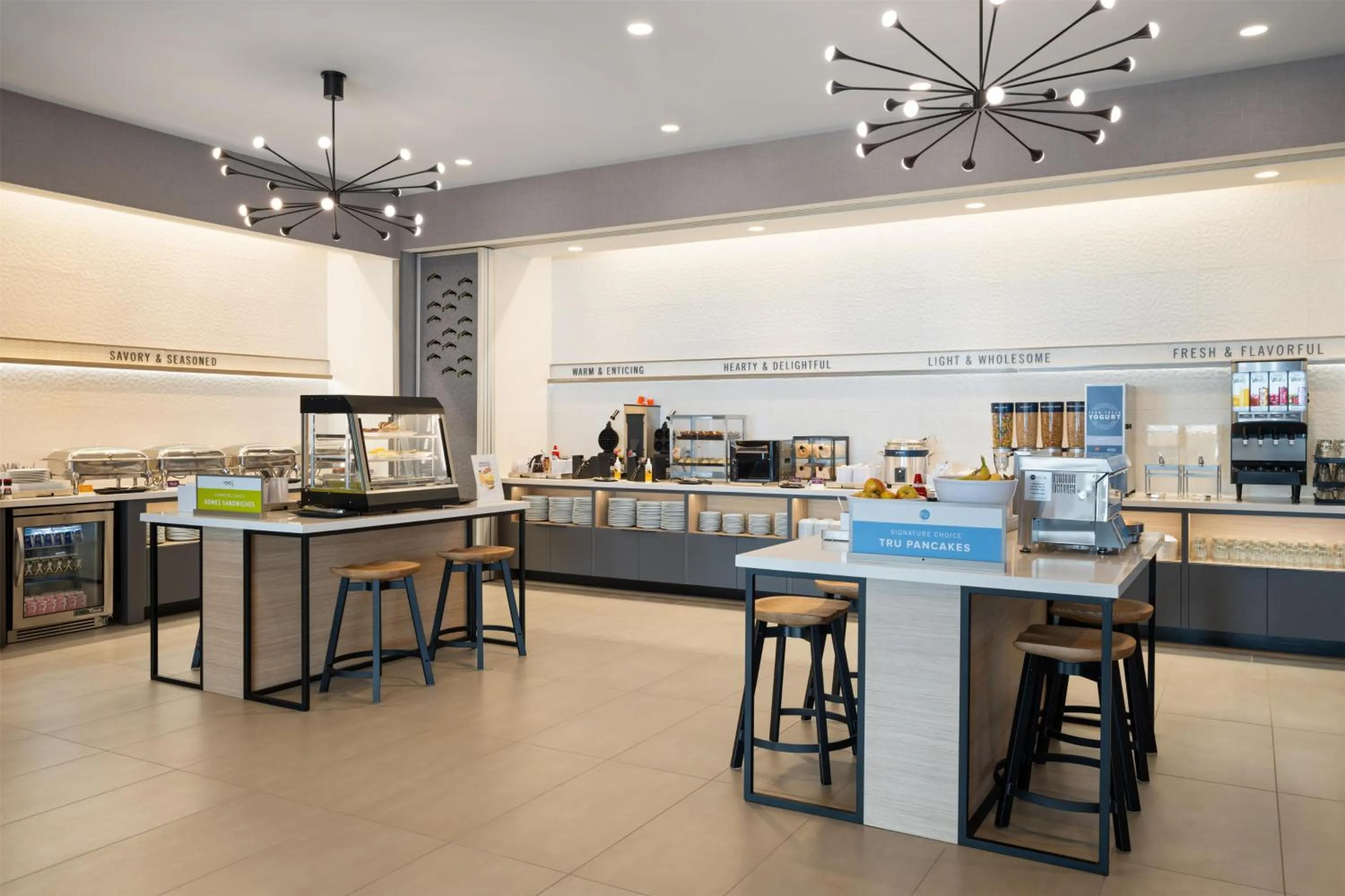 Breakfast in Home2 Suites By Hilton Kearney