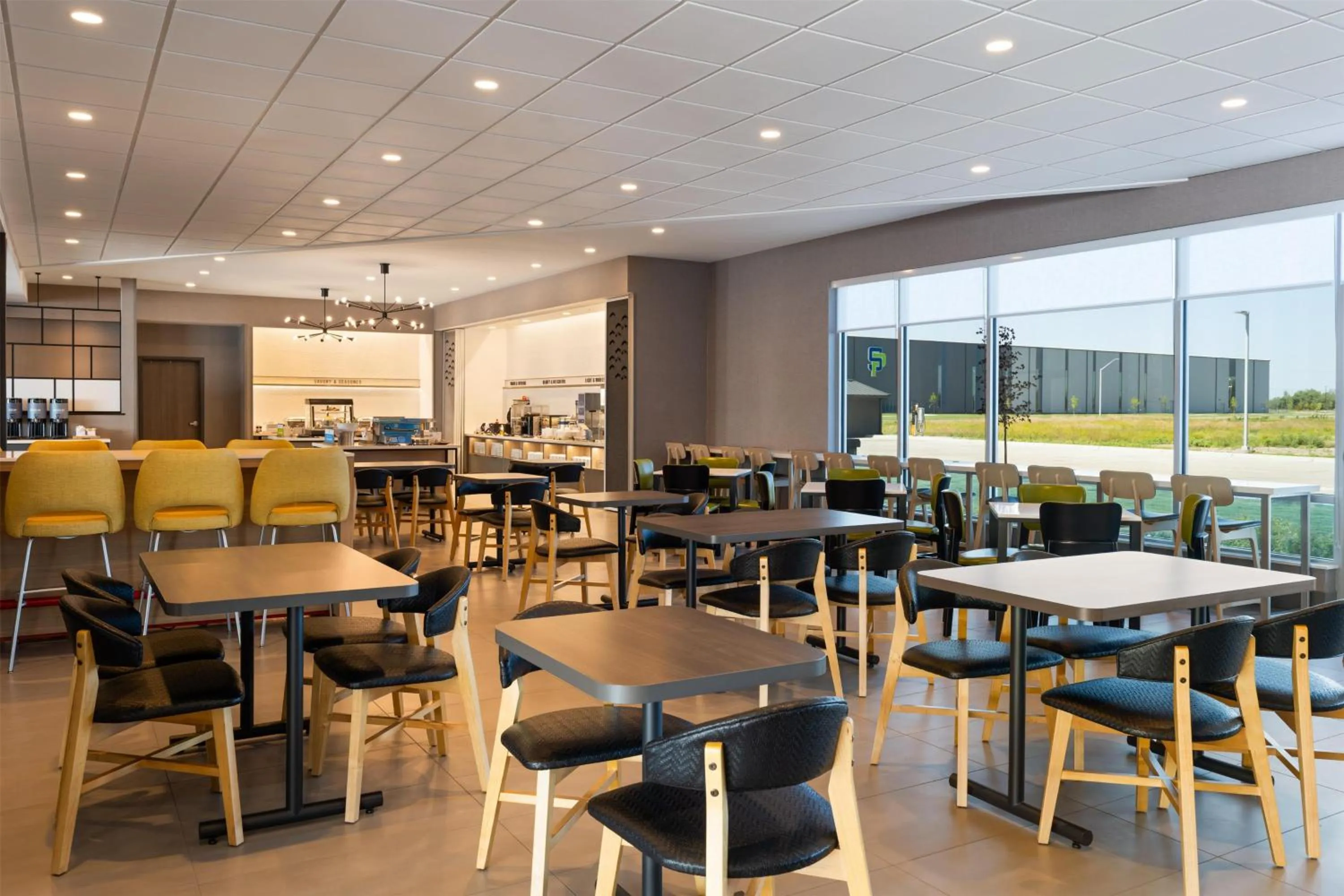 Breakfast in Home2 Suites By Hilton Kearney