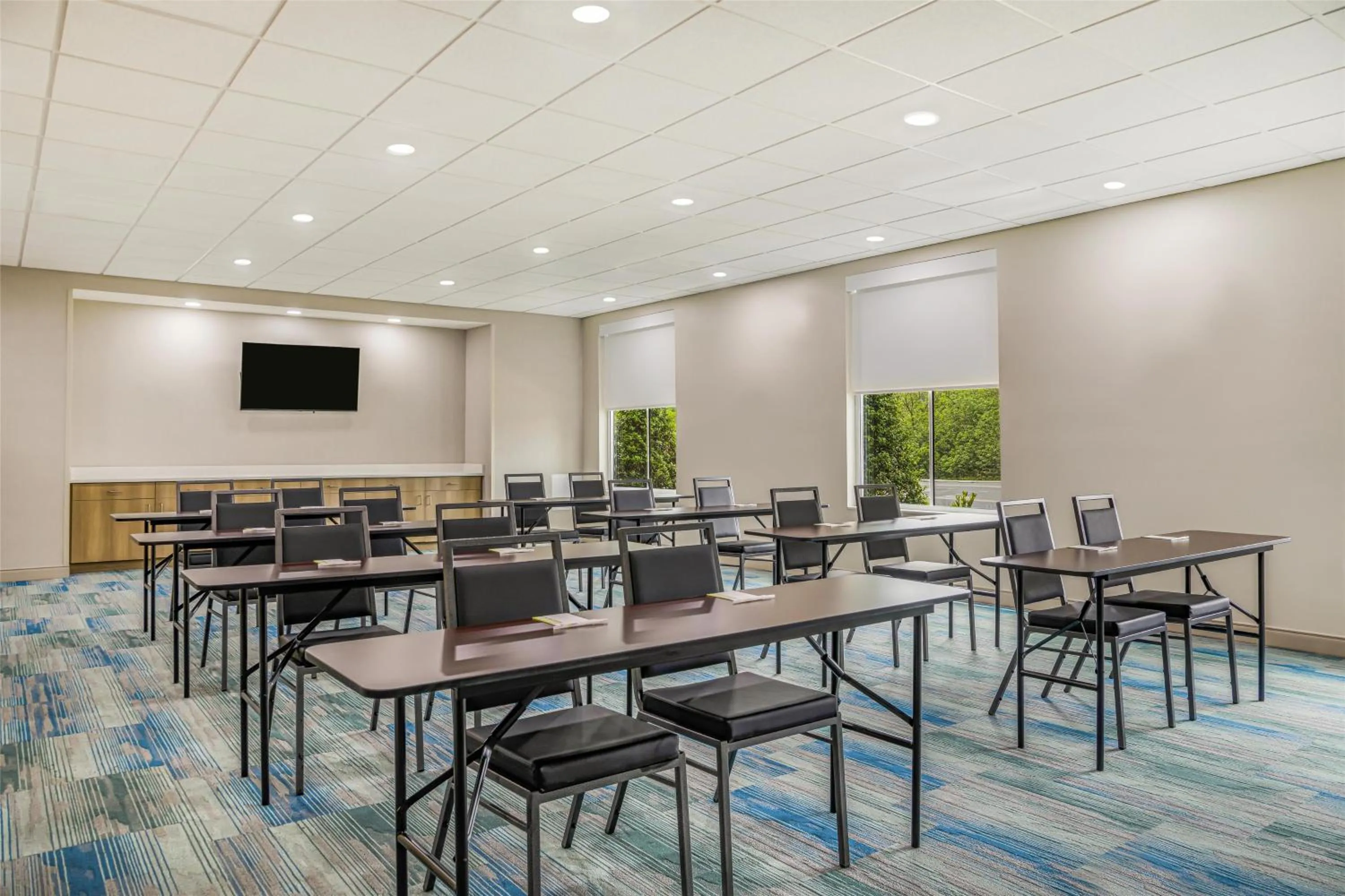 Meeting/conference room in Home2 Suites By Hilton Guntersville