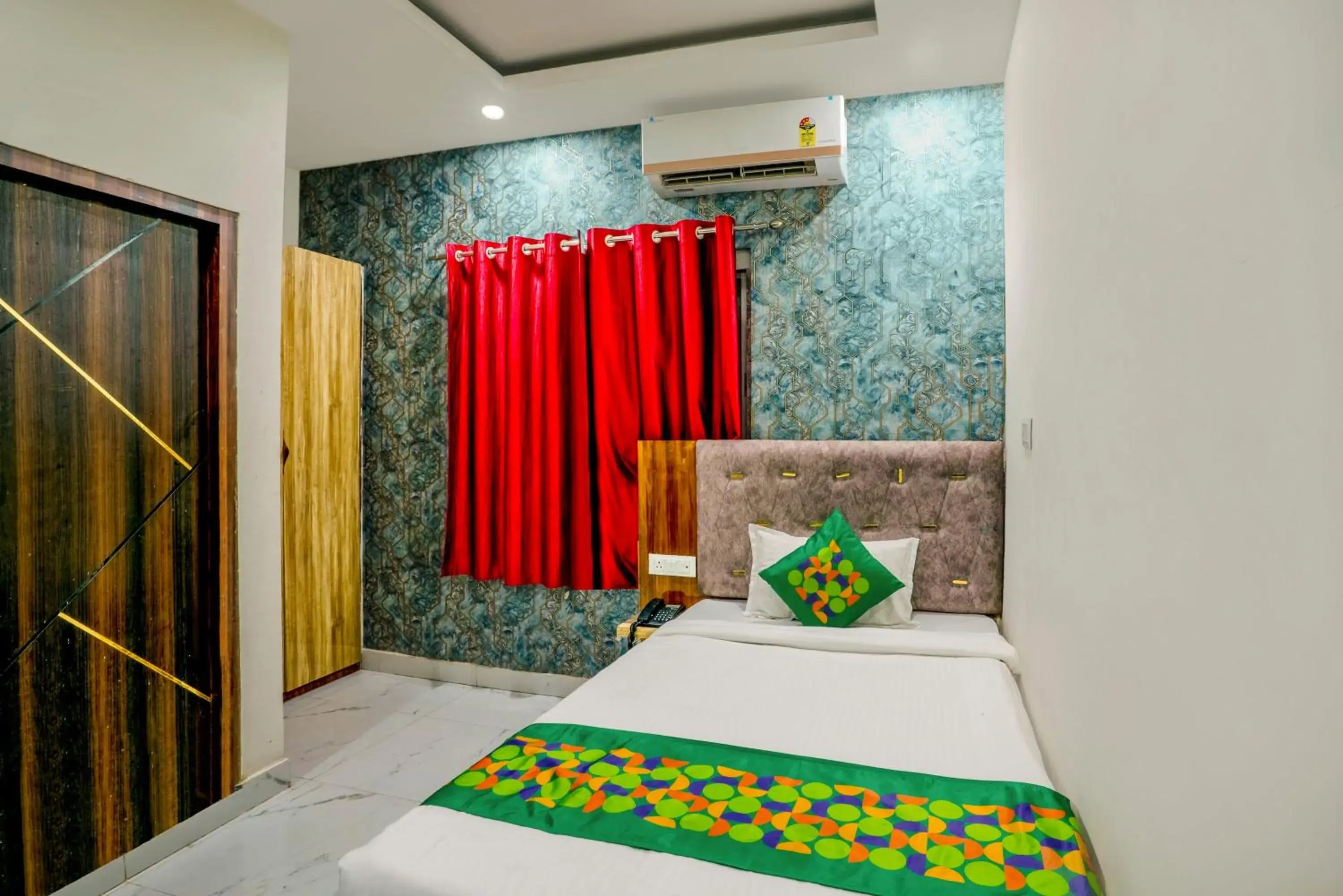 Economy Double Room - single occupancy in Treebo NPS Grand, Ranchi Railway Station Economy Double Room - single occupancy in Treebo NPS Grand, Ranchi Railway Station