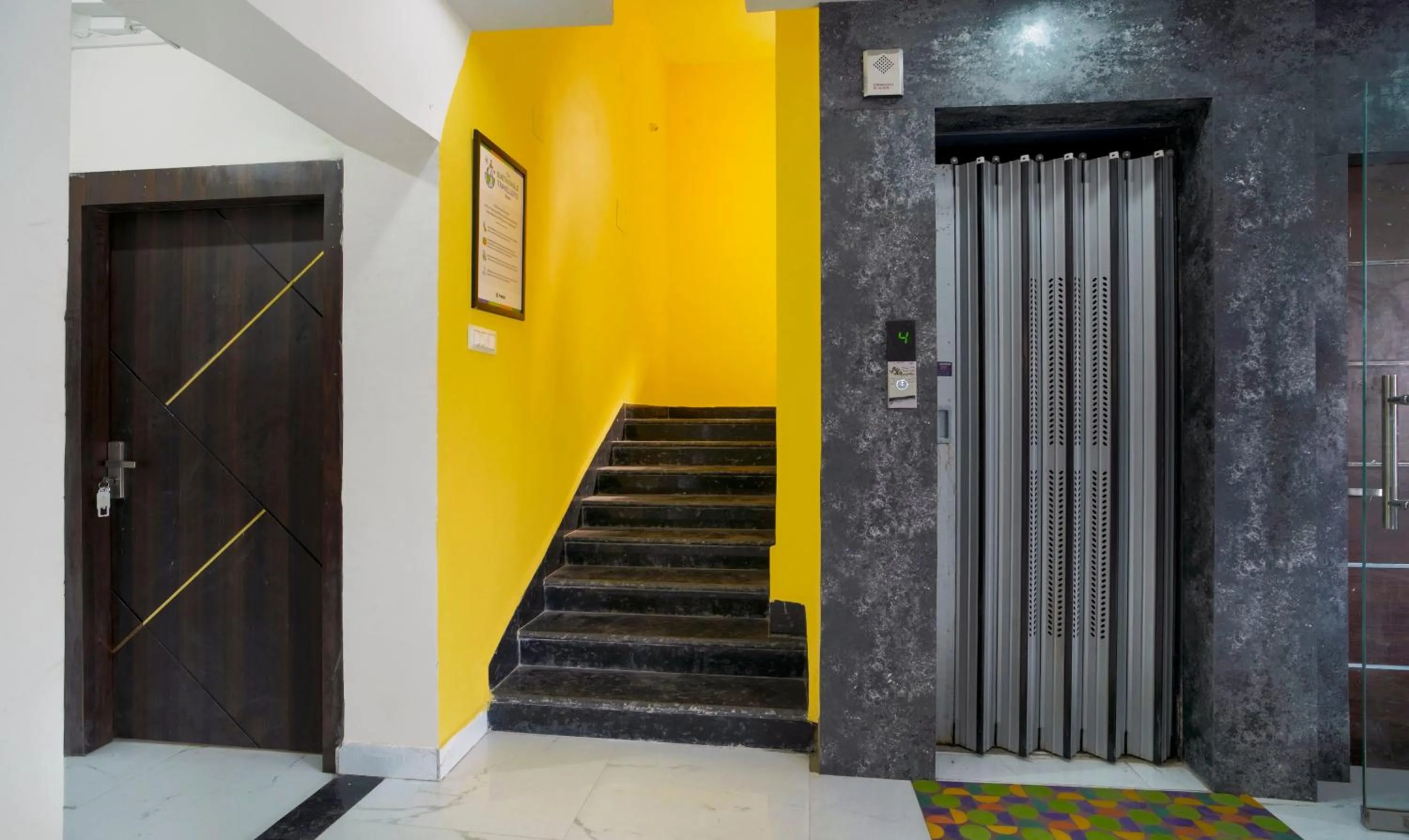 elevator in Treebo NPS Grand, Ranchi Railway Station