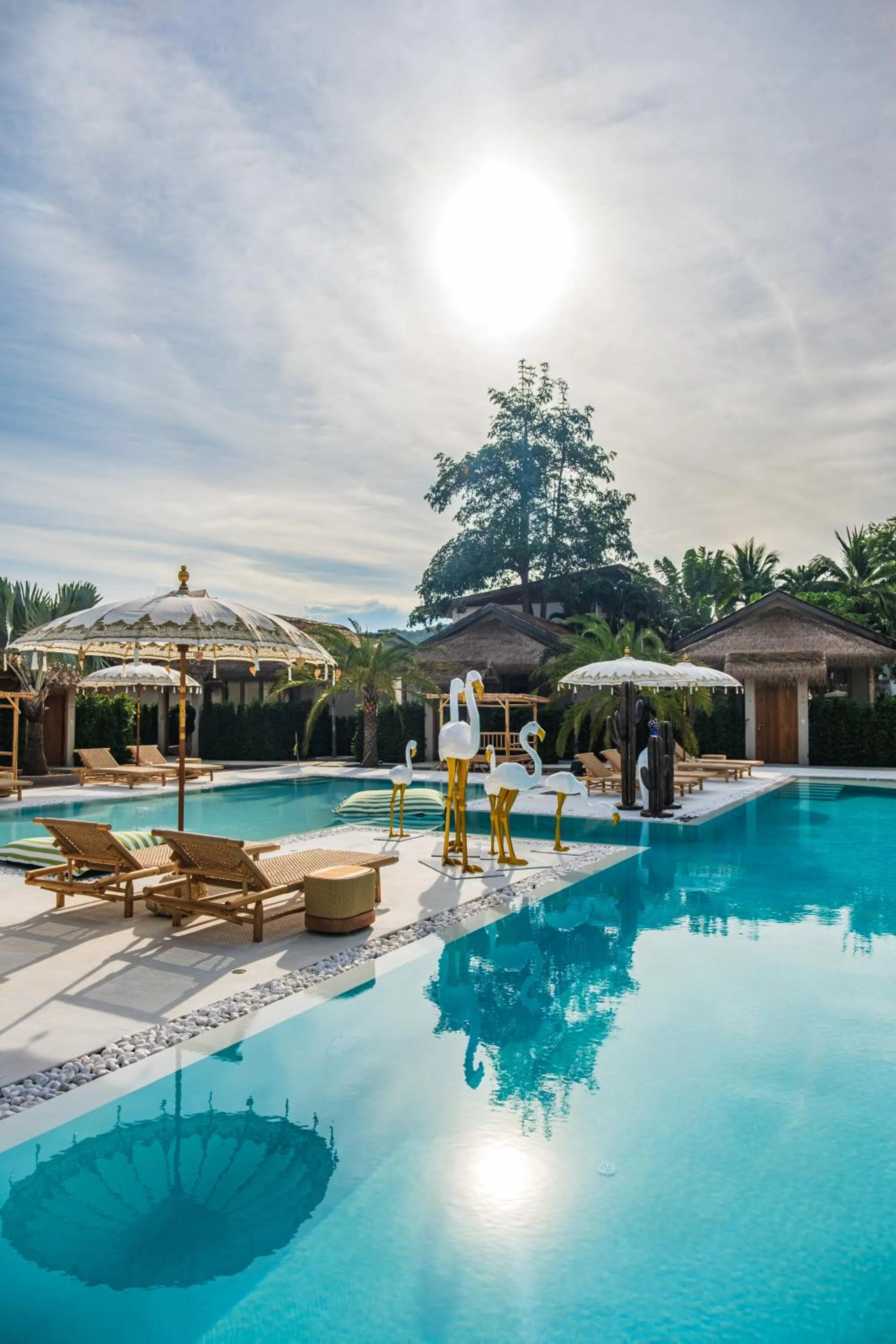 Swimming pool in The Deck Cottages Samui