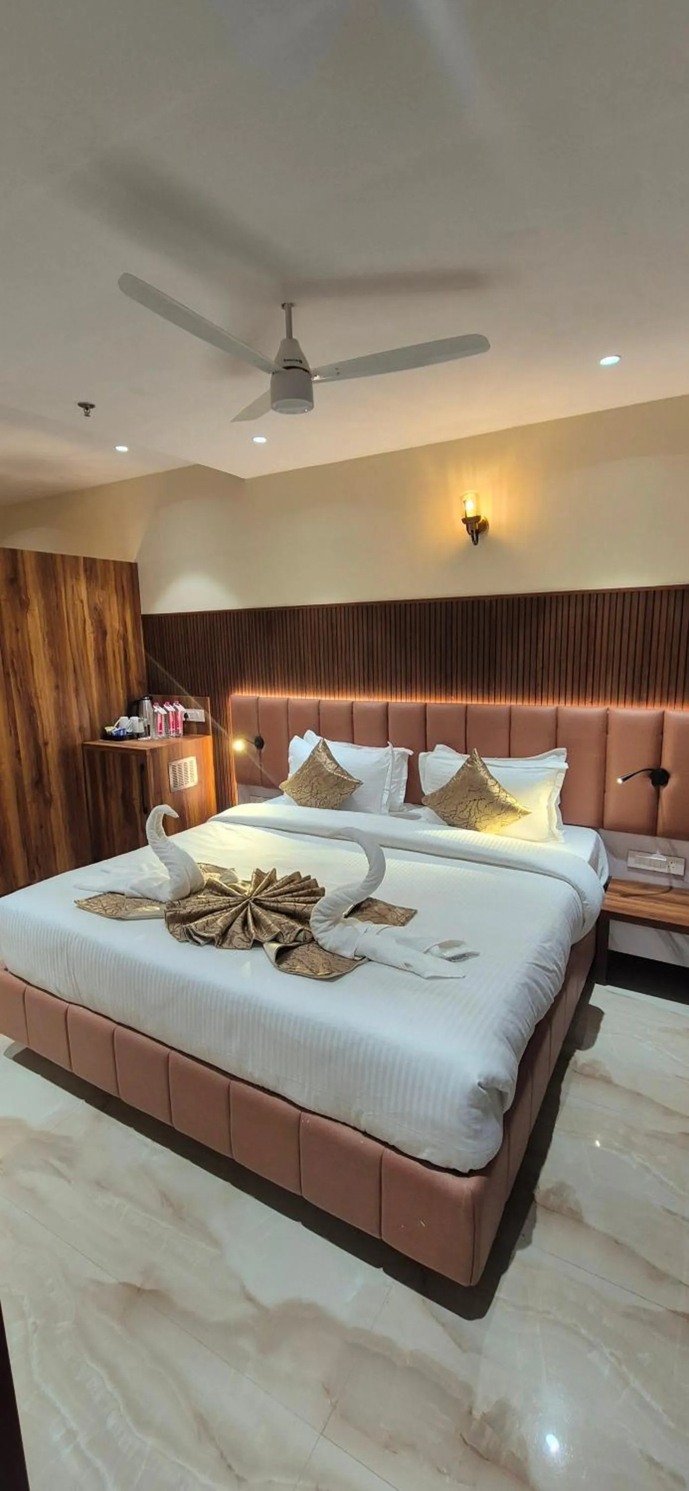 Bed in Hotel Vishwam Residency
