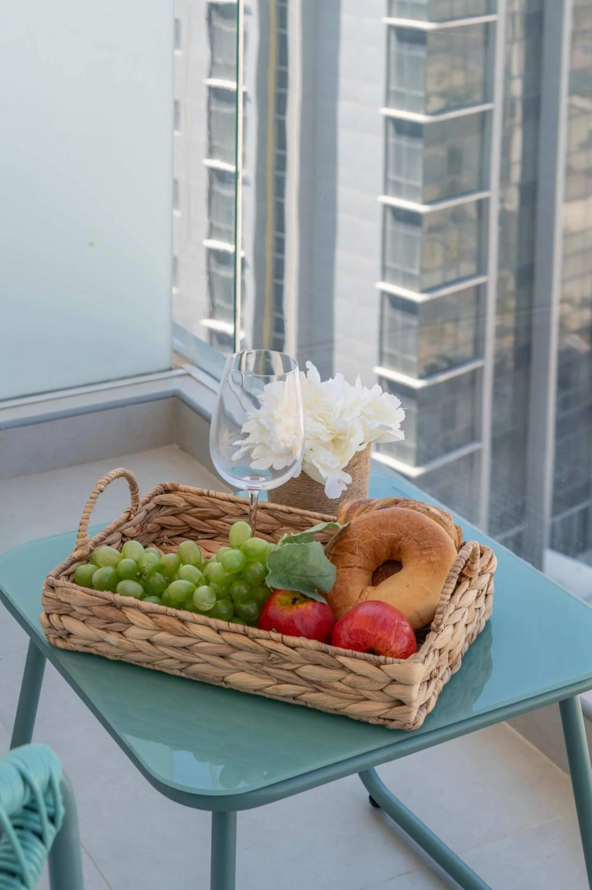 Frank Porter - Bella Rose