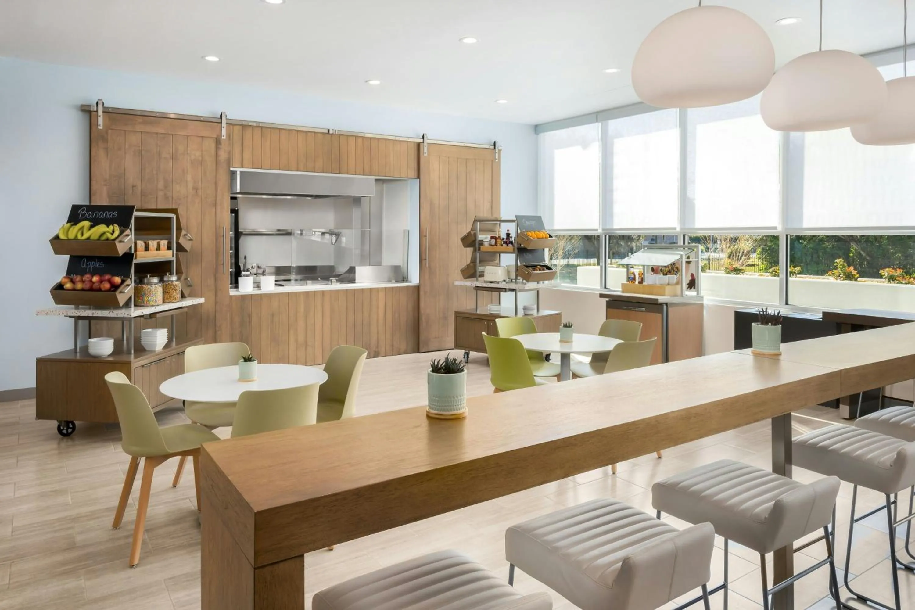 Breakfast in Element Savannah Midtown