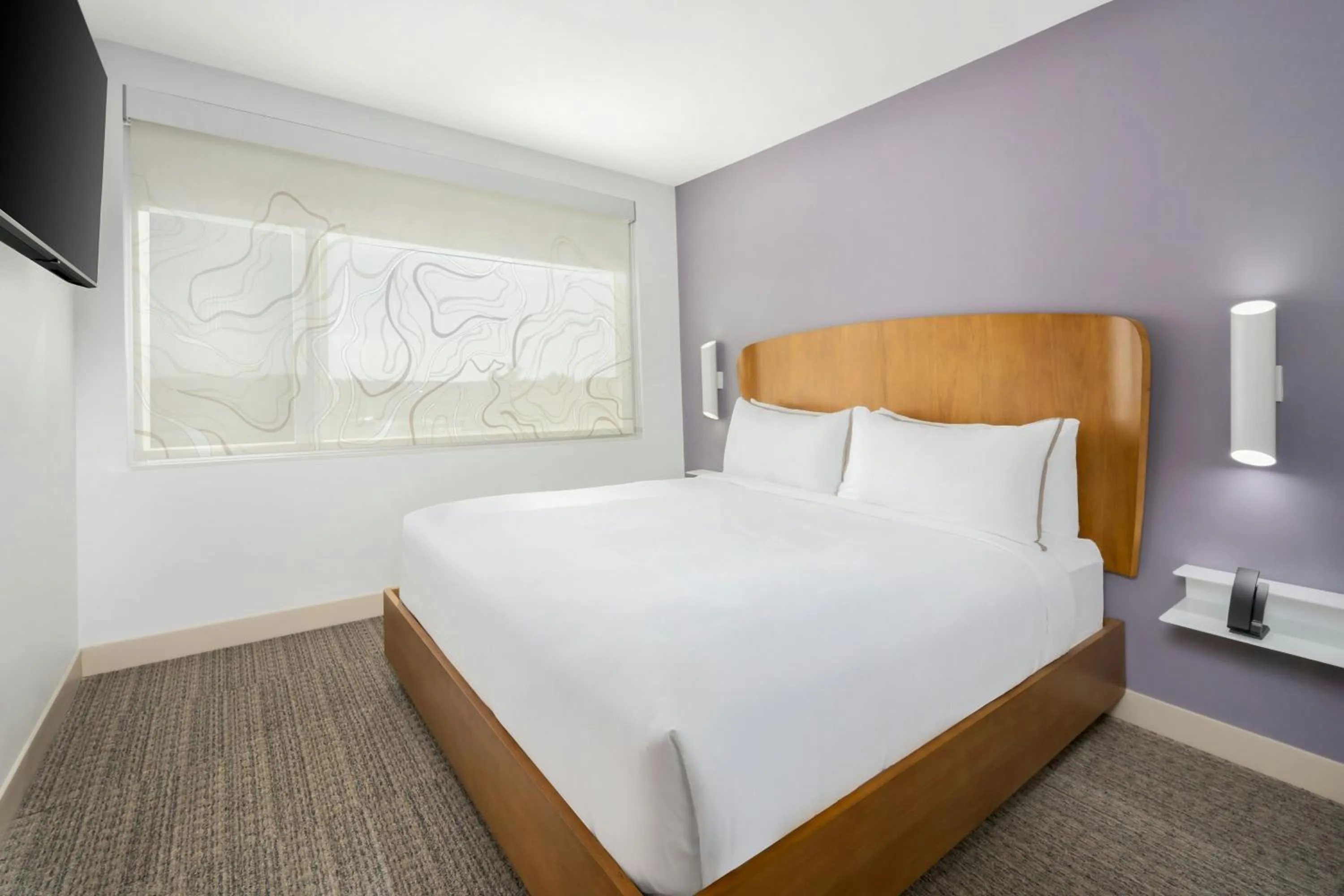 Bedroom, Bed in Element Savannah Midtown