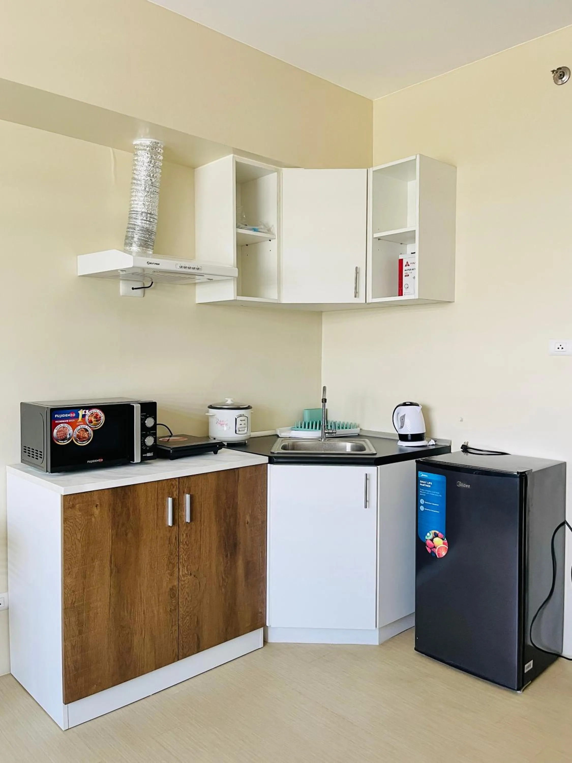 Kitchen or kitchenette in Avida Towers Atria