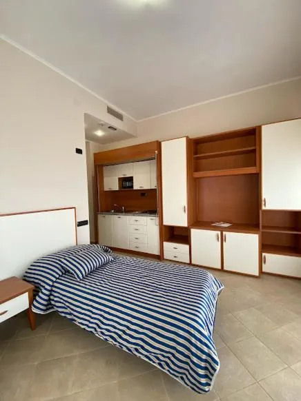 Bed in Hotel Residence Due Mari