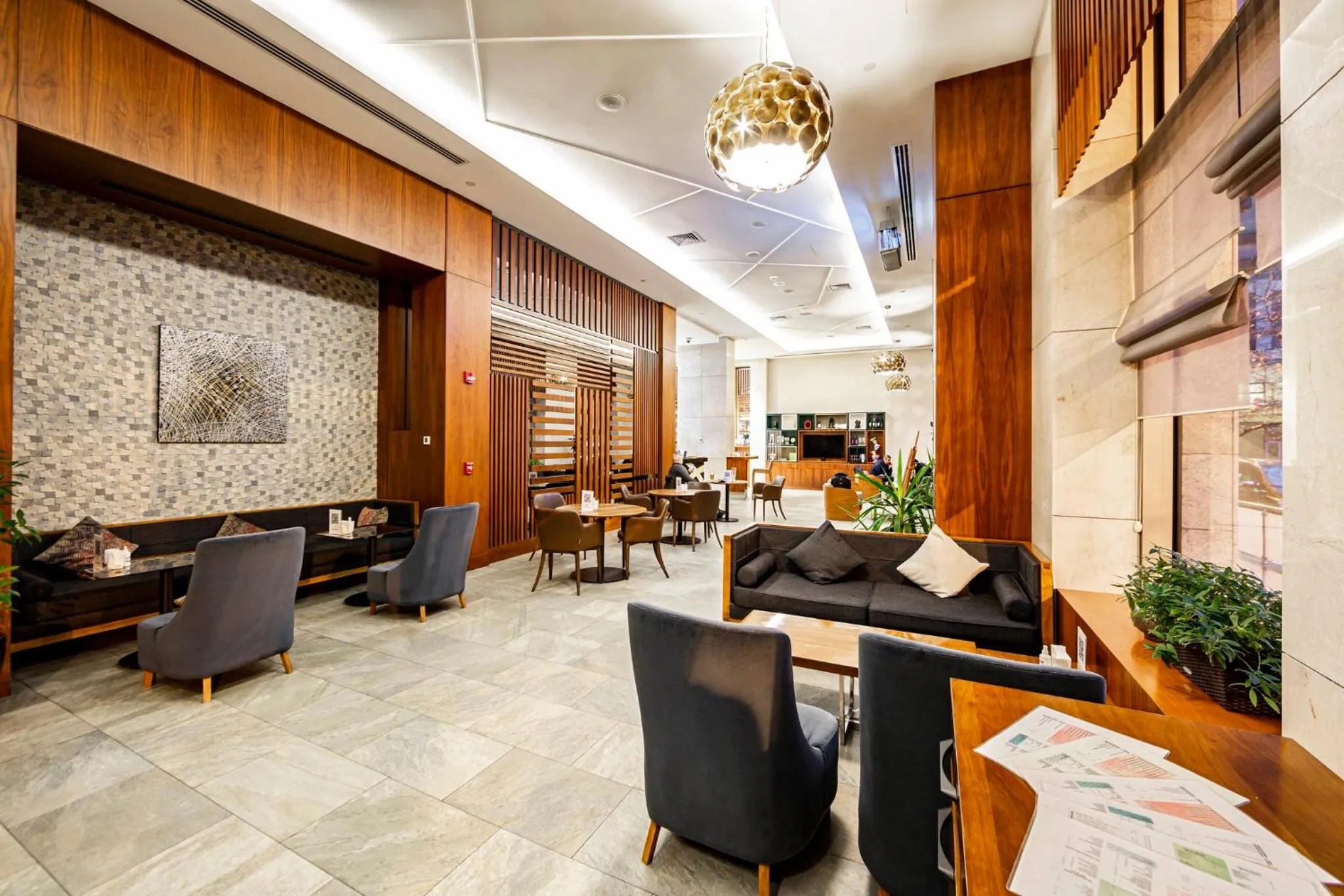 Lounge or bar in Holiday Inn Baku by IHG