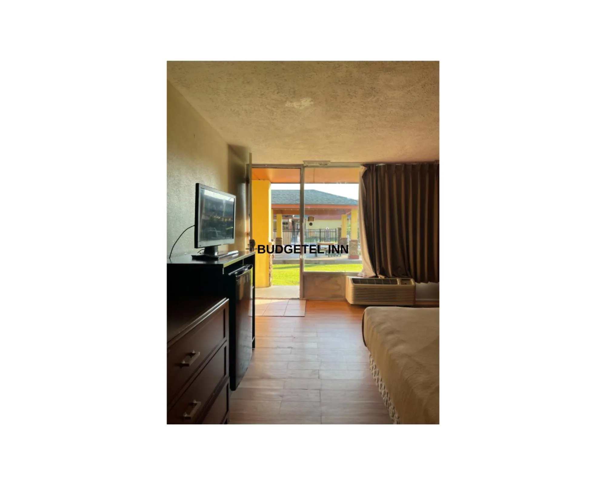 Bed in Budgetel Inn - Phenix City