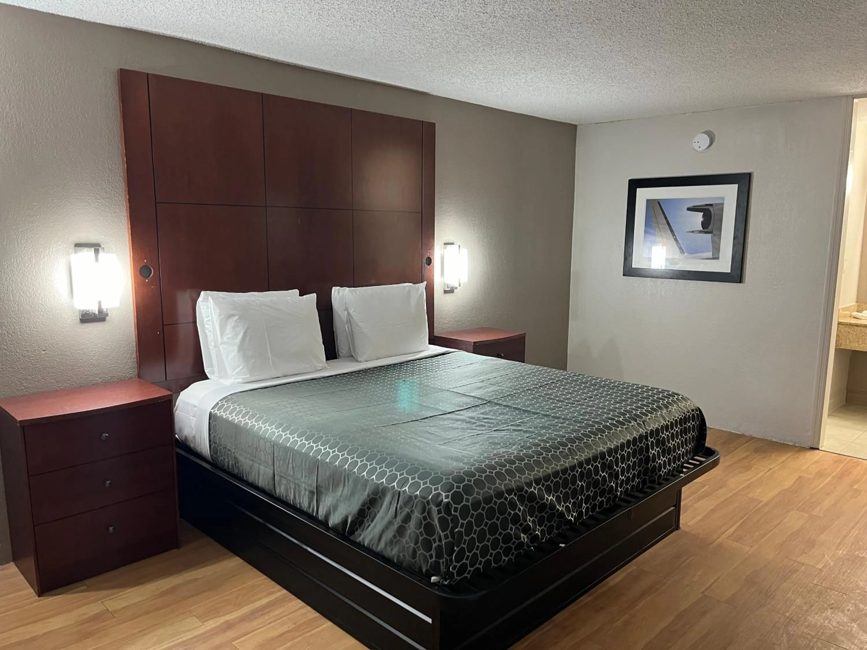 Bedroom, Bed in Budgetel Inn - Phenix City