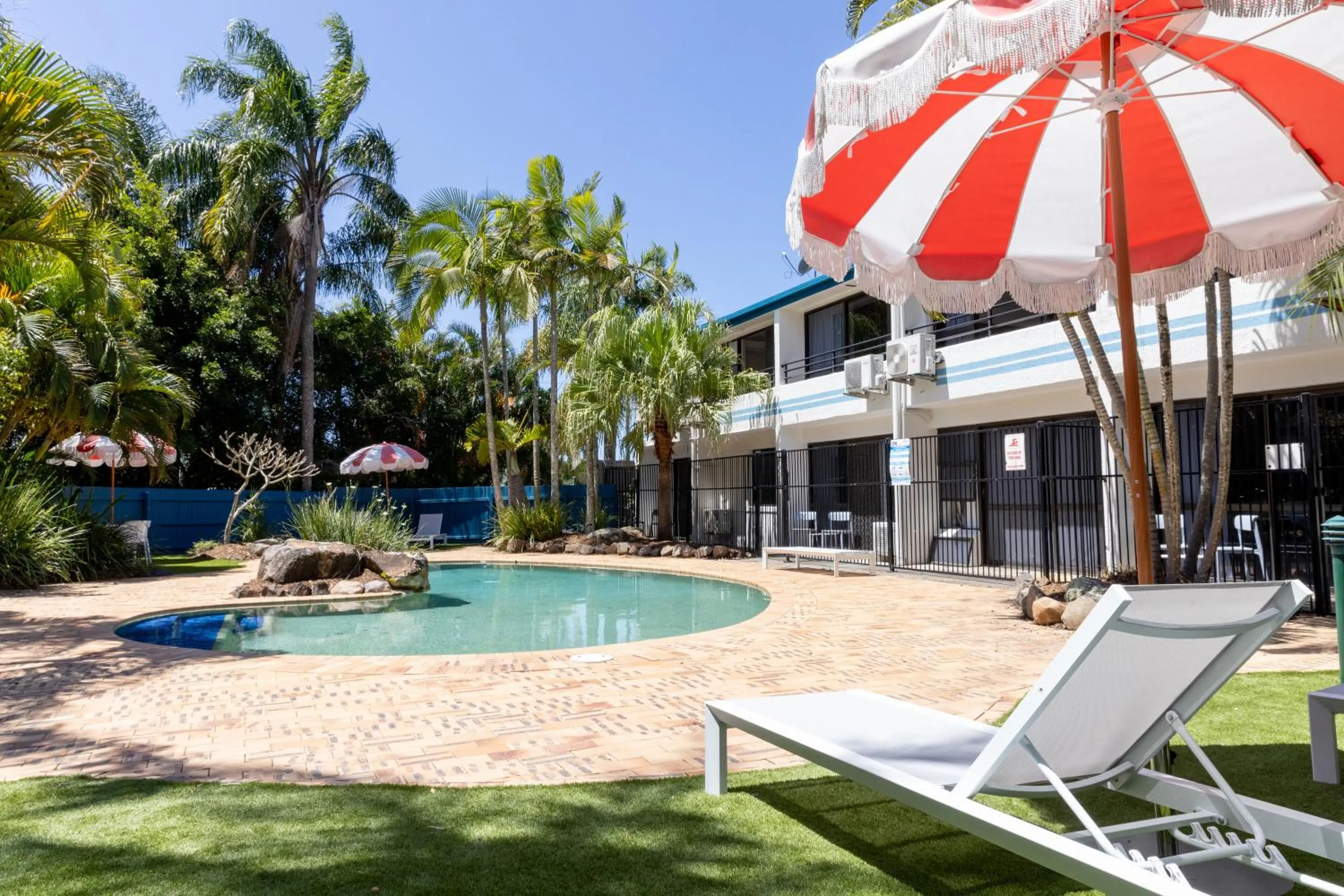 Swimming pool in Currimundi Hotel