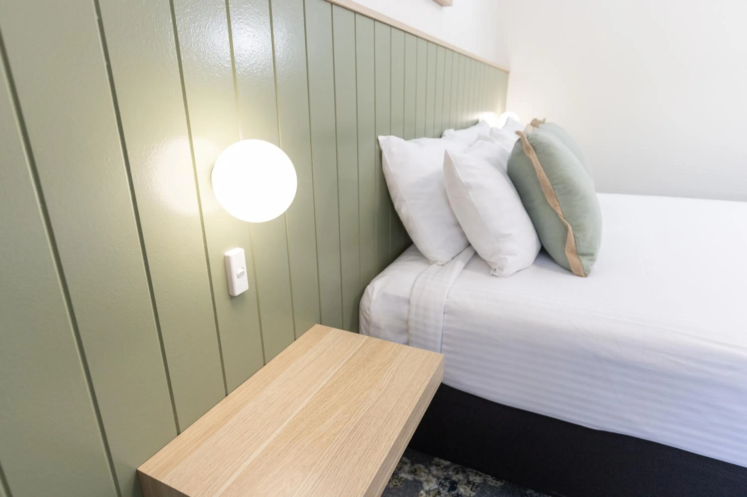 Bed in Currimundi Hotel