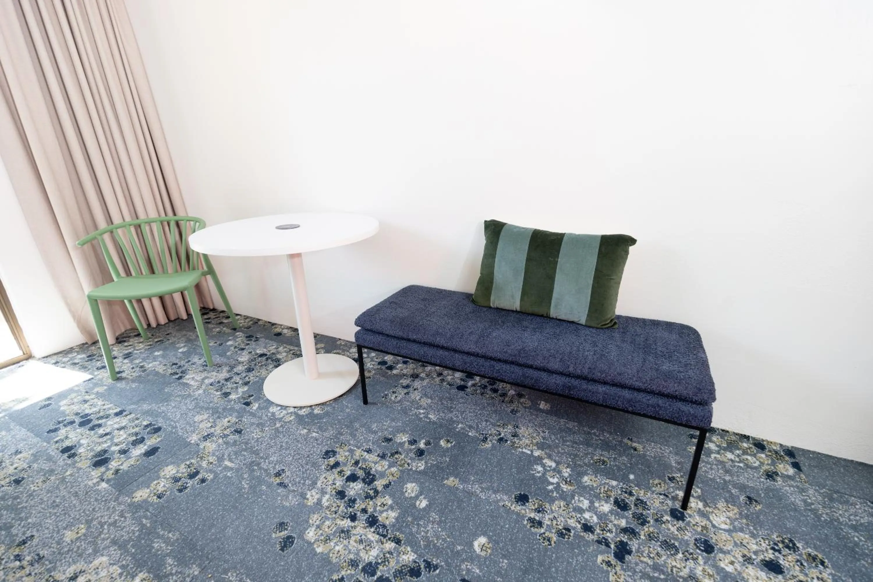 Seating area in Currimundi Hotel