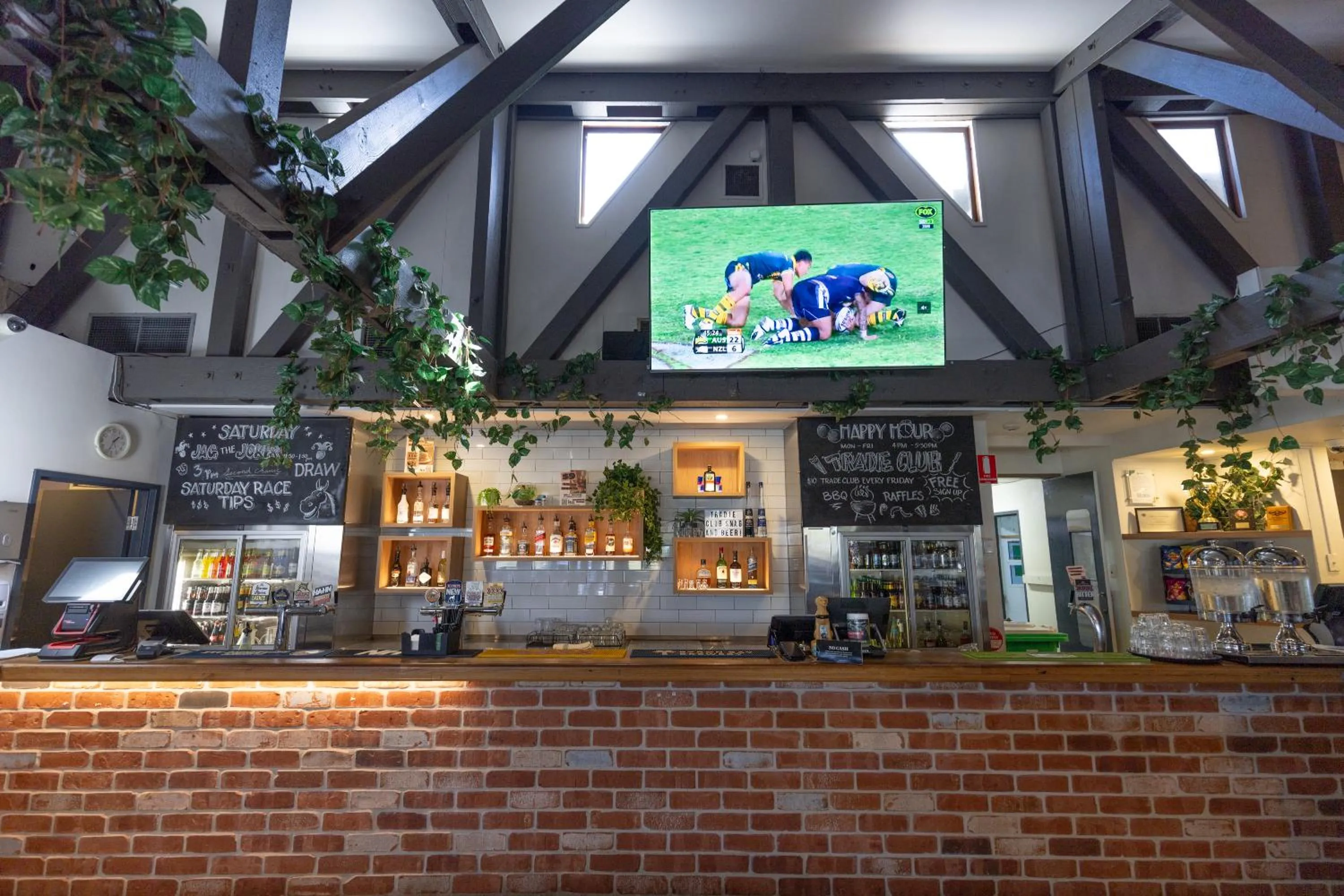 Lounge or bar in Currimundi Hotel