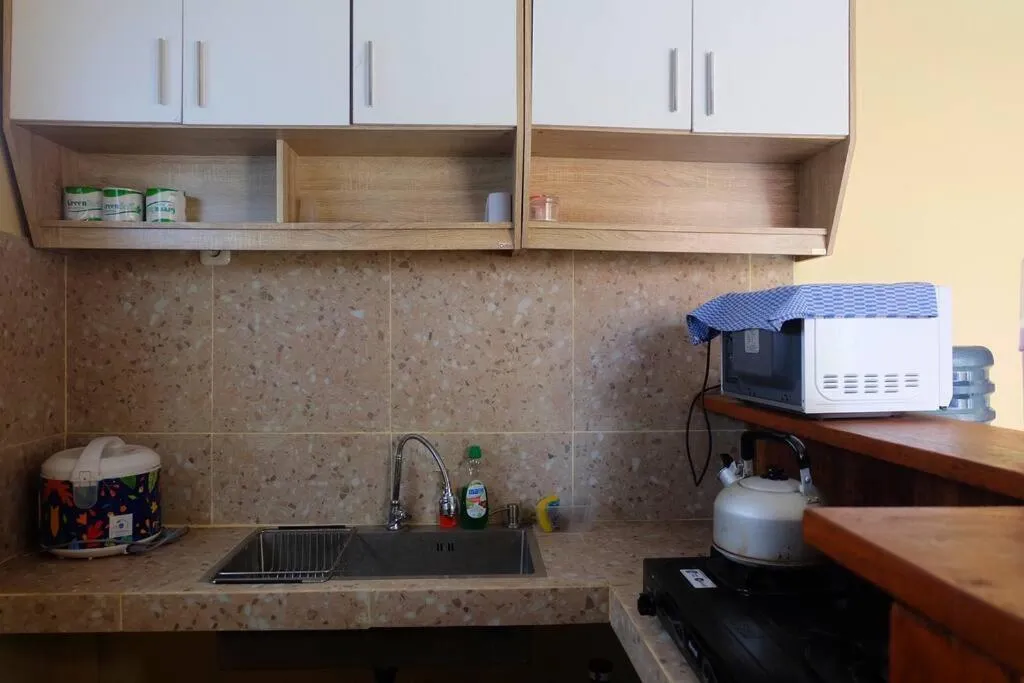 Kitchen or kitchenette in Sabi House Lesmana 2 by Simply Homy