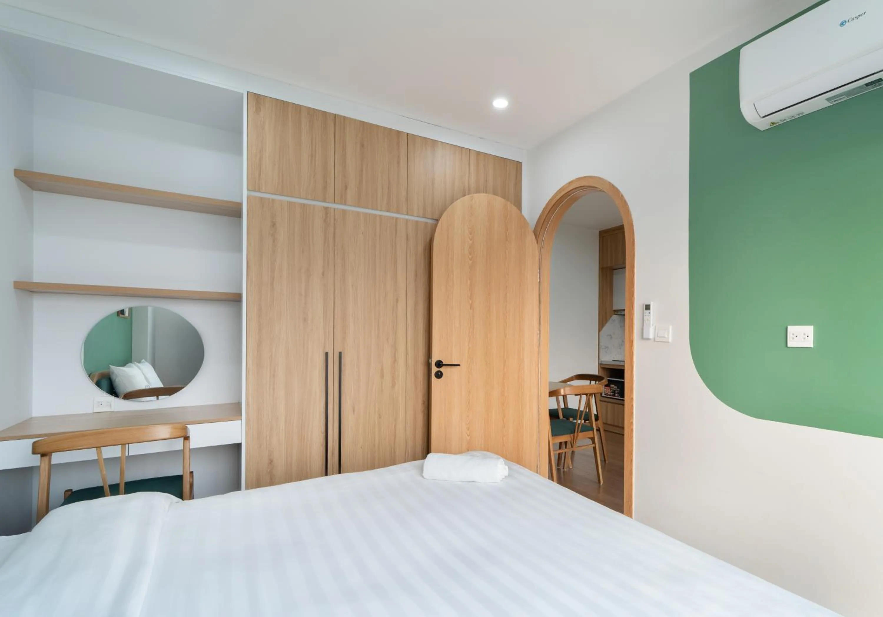 Bedroom, Bed in MOONLIT Suites Hotel by Luxe Paradise