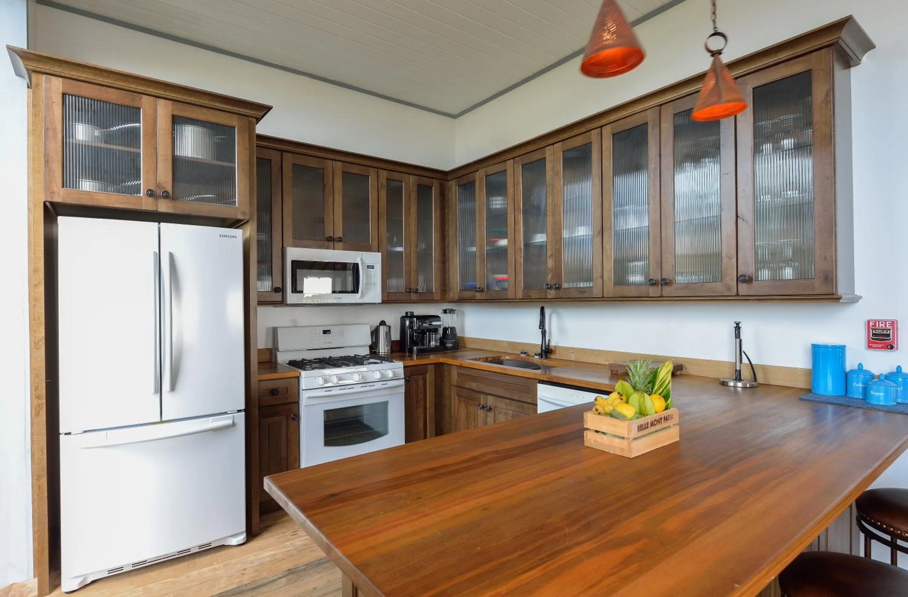 Kitchen or kitchenette in Belle Mont Sanctuary Resort - Kittitian Hill