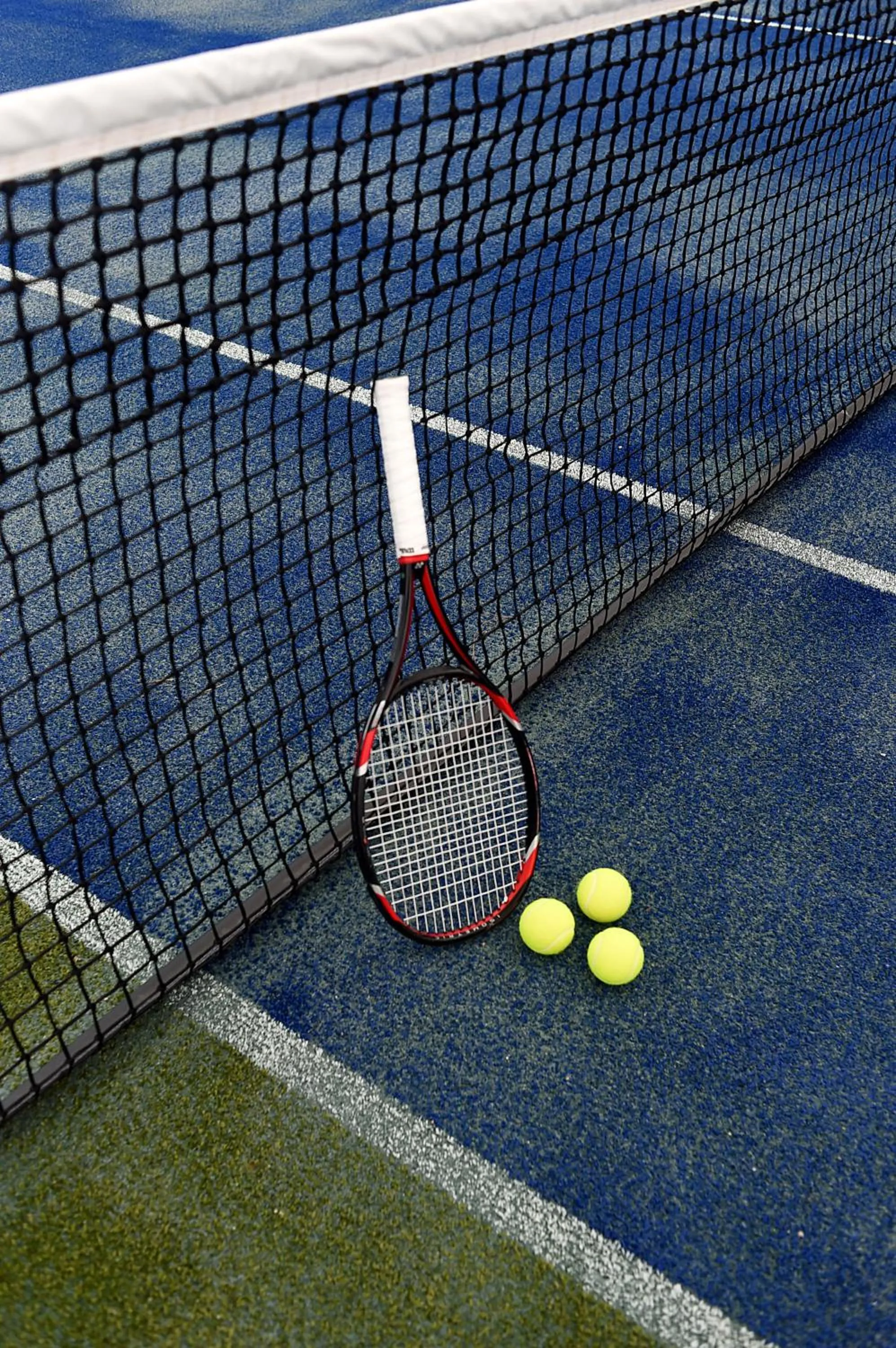 Tennis court in Belle Mont Sanctuary Resort - Kittitian Hill