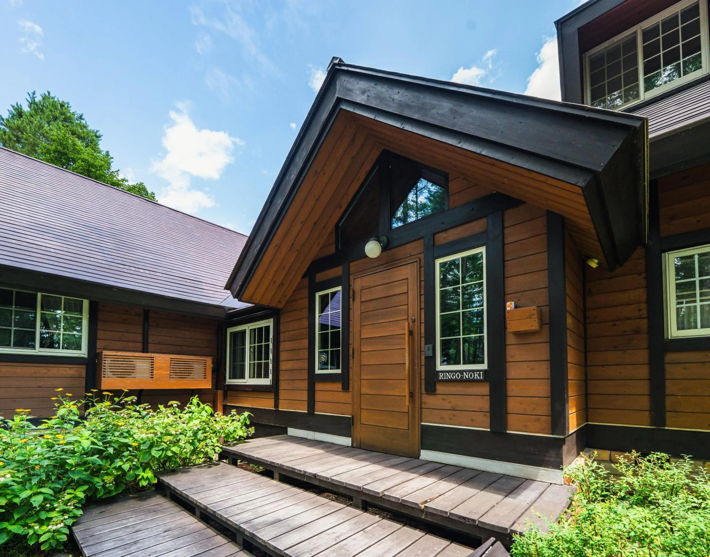 Property building in Ringo Lodge Hakuba