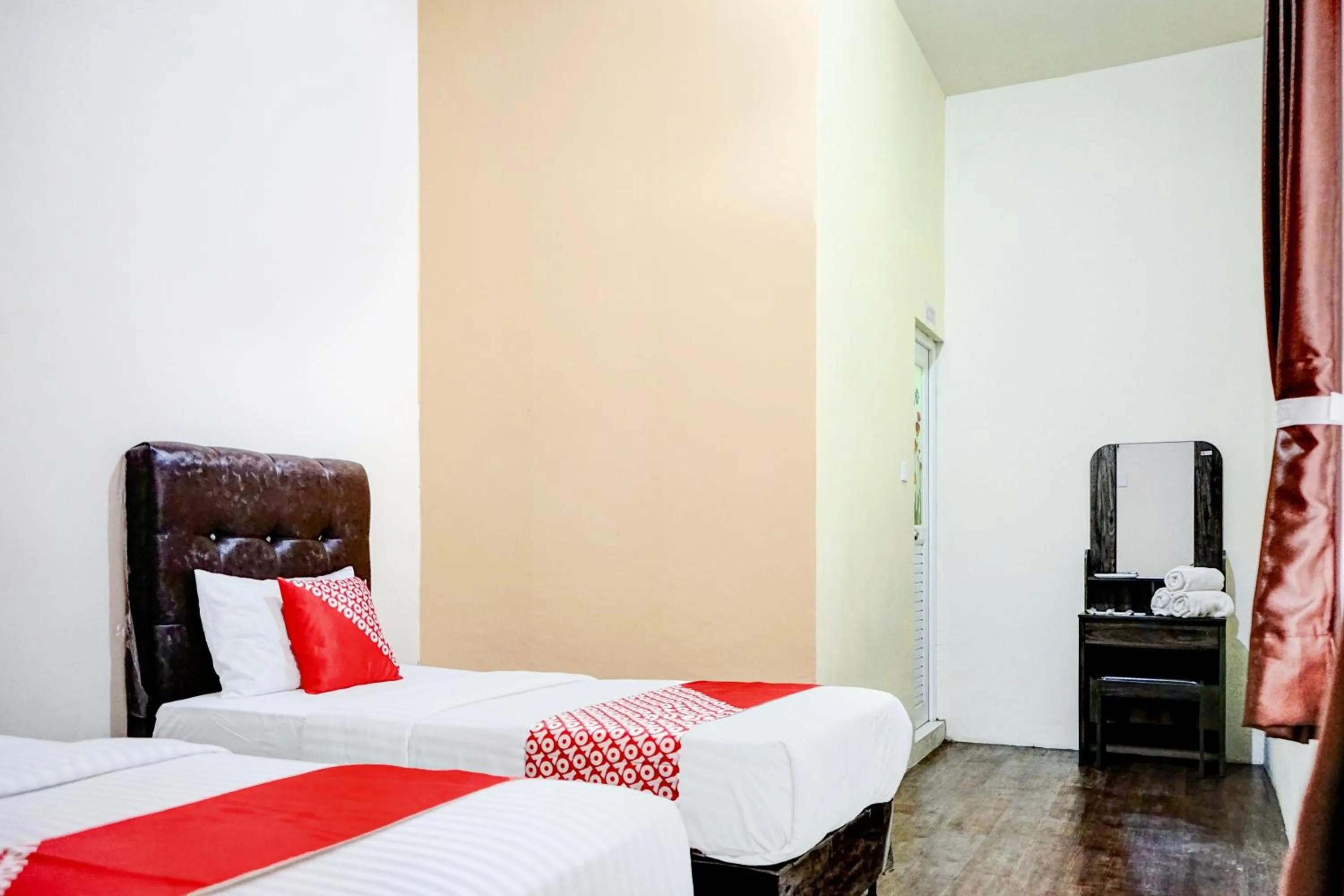 Bedroom, Bed in Hotel O Mantari Guesthouse