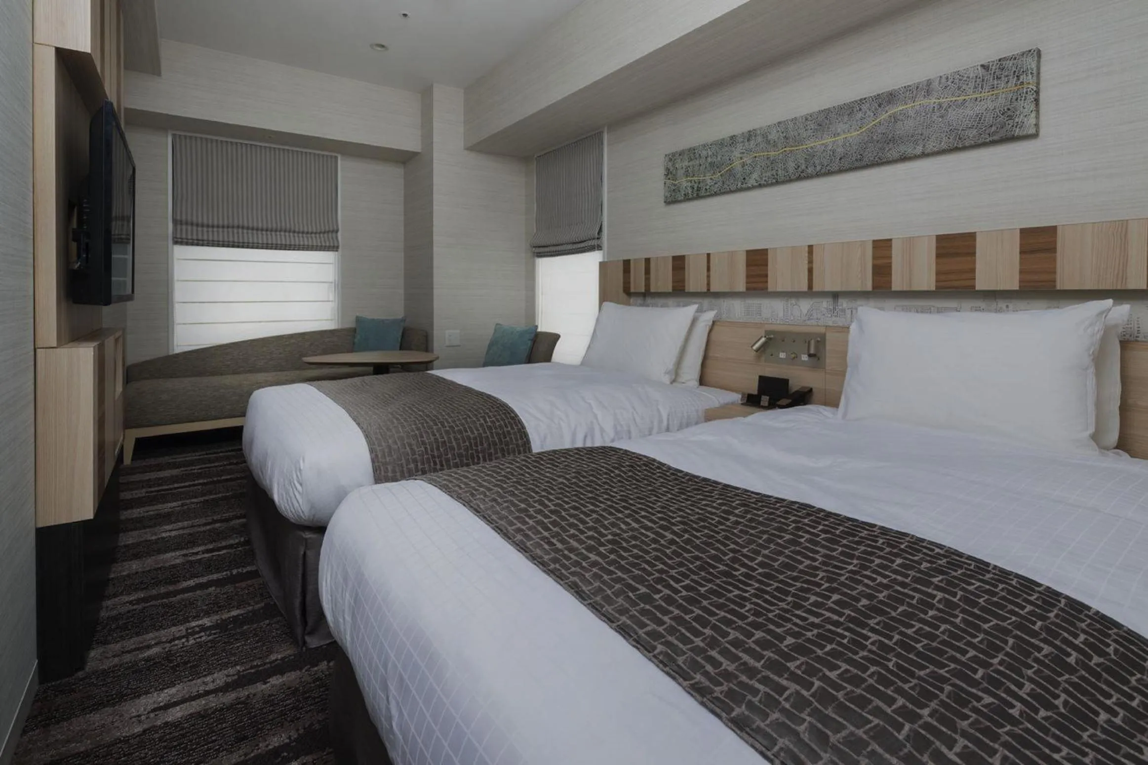 Photo of the whole room, Bed in Hotel Sunroute Ginza