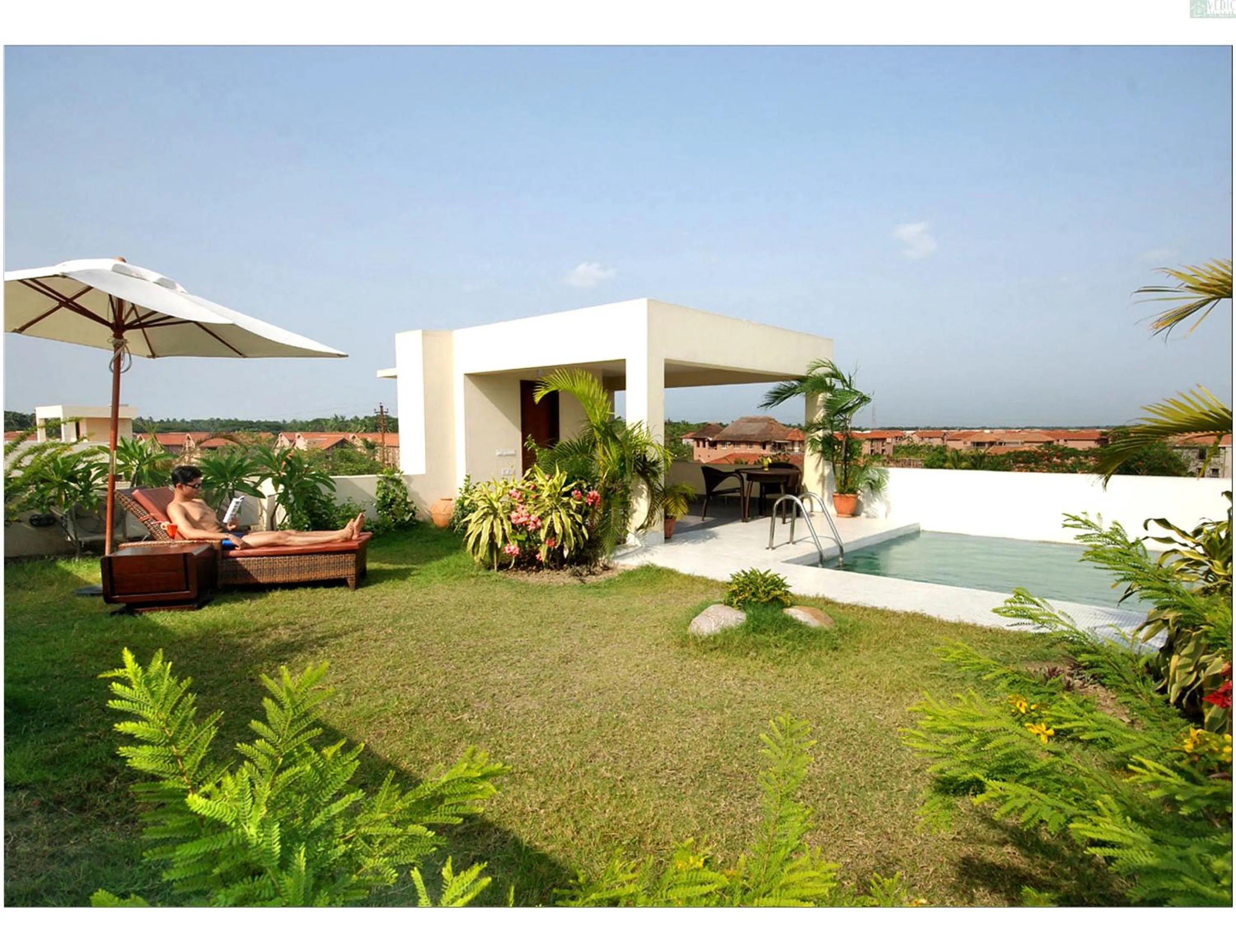 Swimming pool in Vedic Village Spa Resort Kolkata