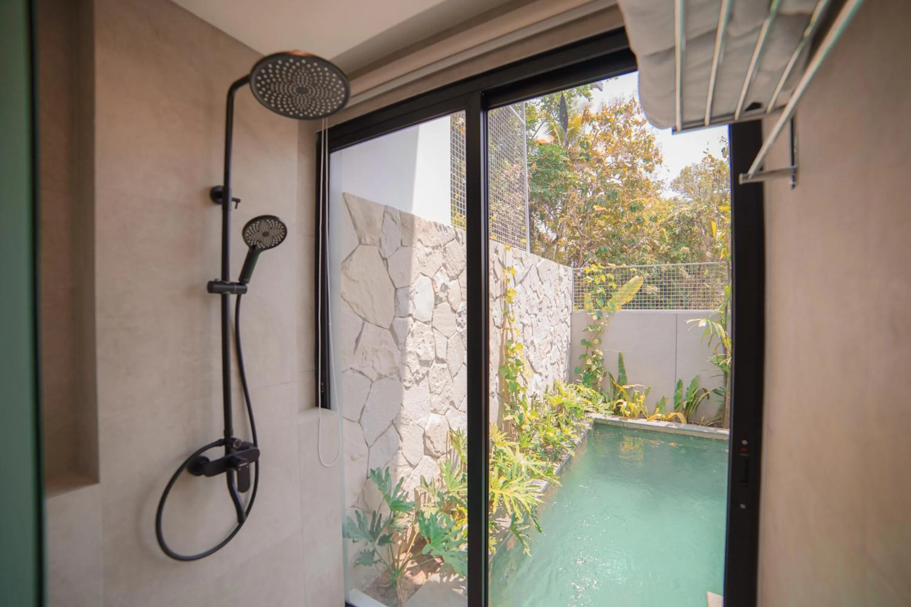 Shower in Ubu Villa Amarta in Yogyakarta