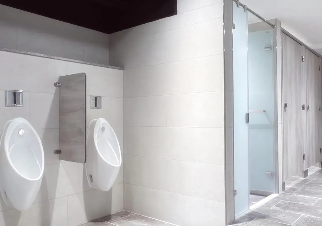 Single Bed in Mixed Six-Bed Dormitory with Shared Bathroom in JAI Château Hotels & Hostels Single Bed in Mixed Six-Bed Dormitory with Shared Bathroom in JAI Château Hotels & Hostels