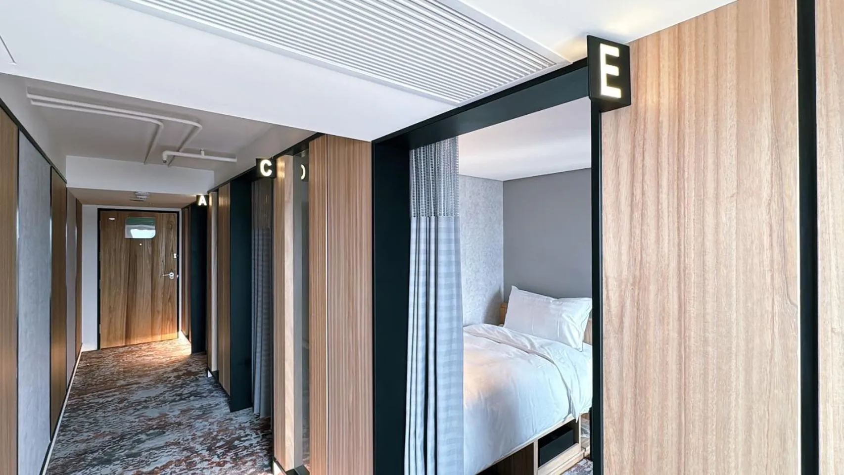 Bed in JAI Château Hotels & Hostels