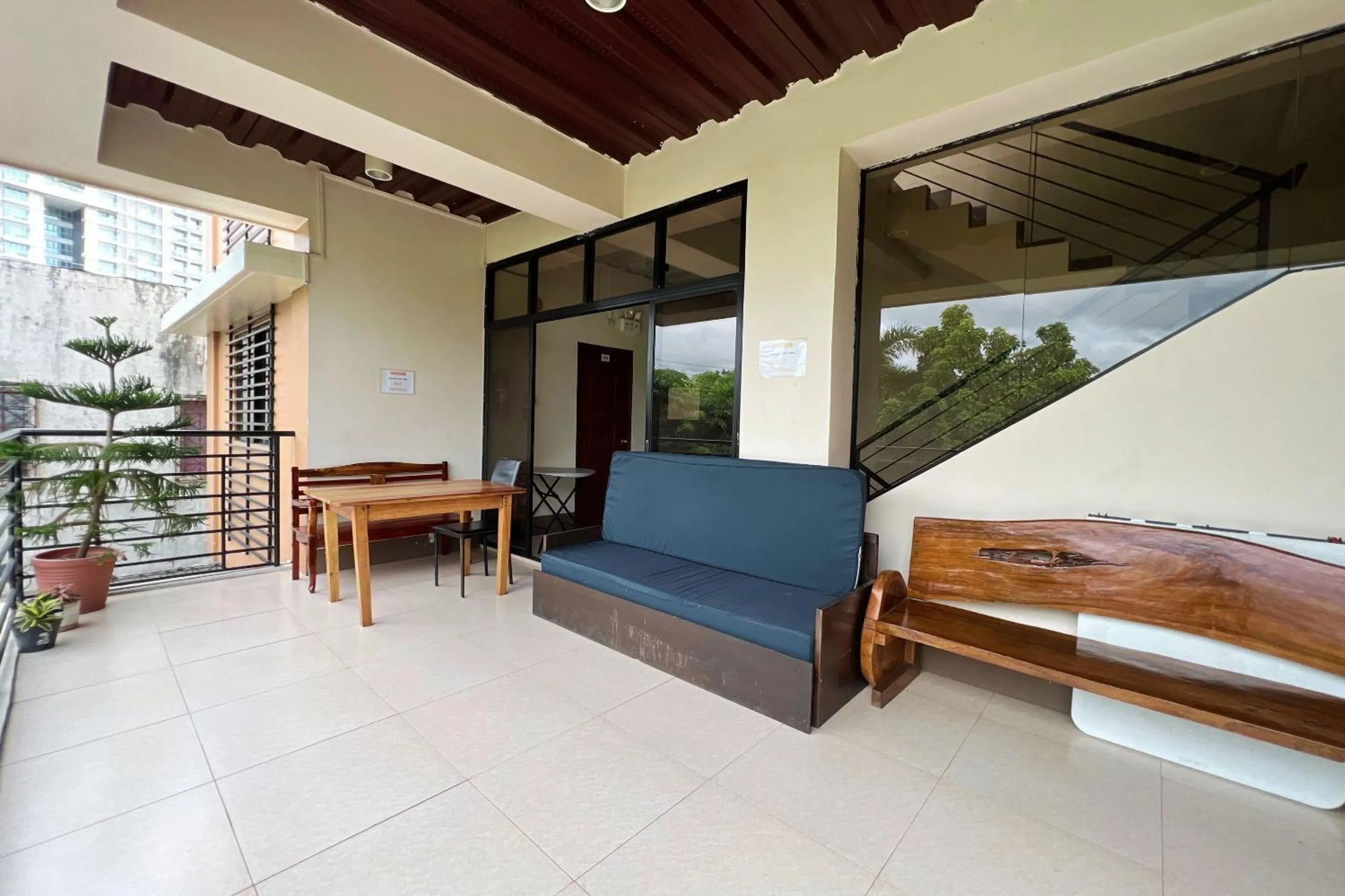 Seating area in Sta Rosa Inn Iloilo powered by Cocotel