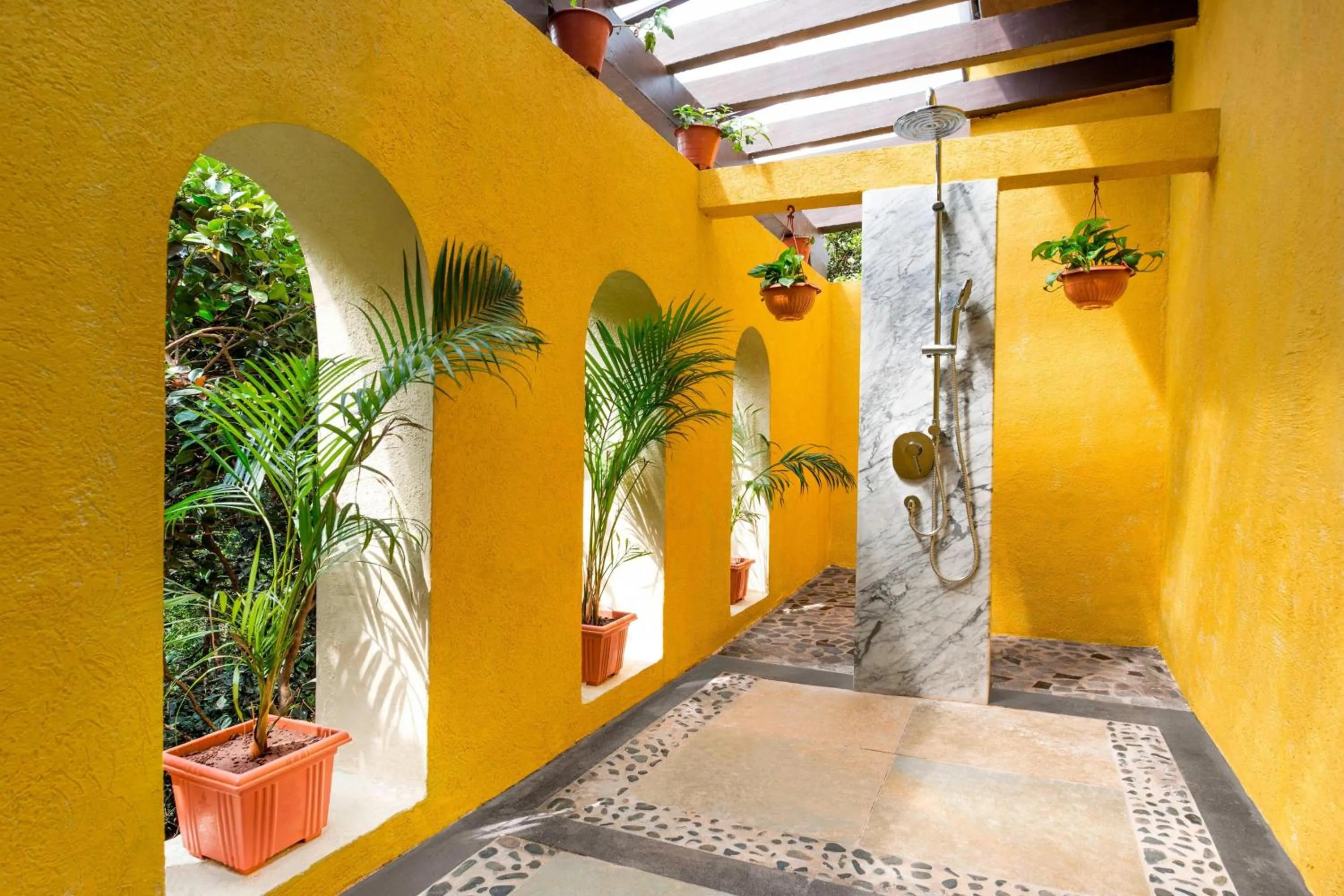 Bathroom in Le Meridien Mahabaleshwar Resort & Spa