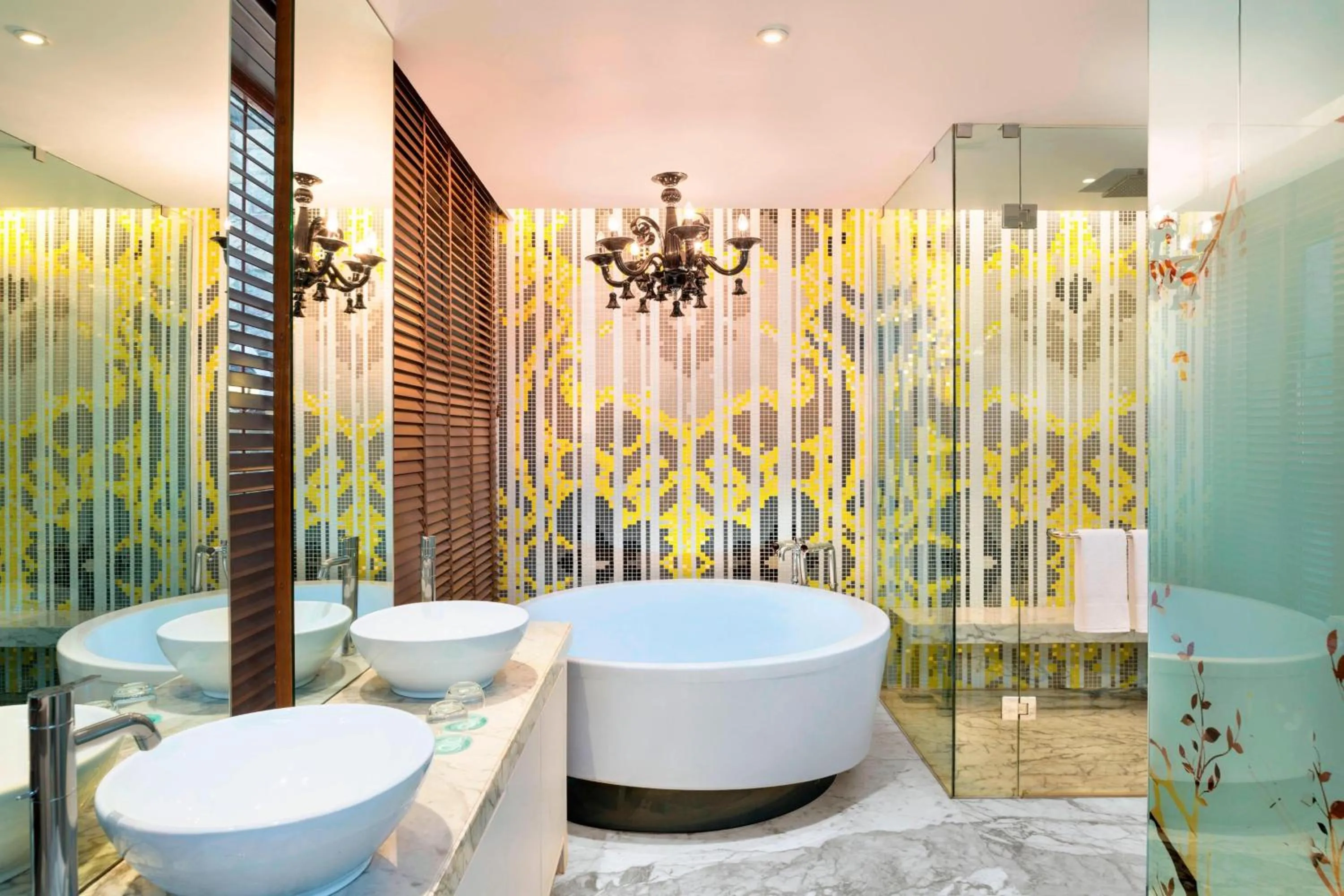 Bathroom in Le Meridien Mahabaleshwar Resort & Spa