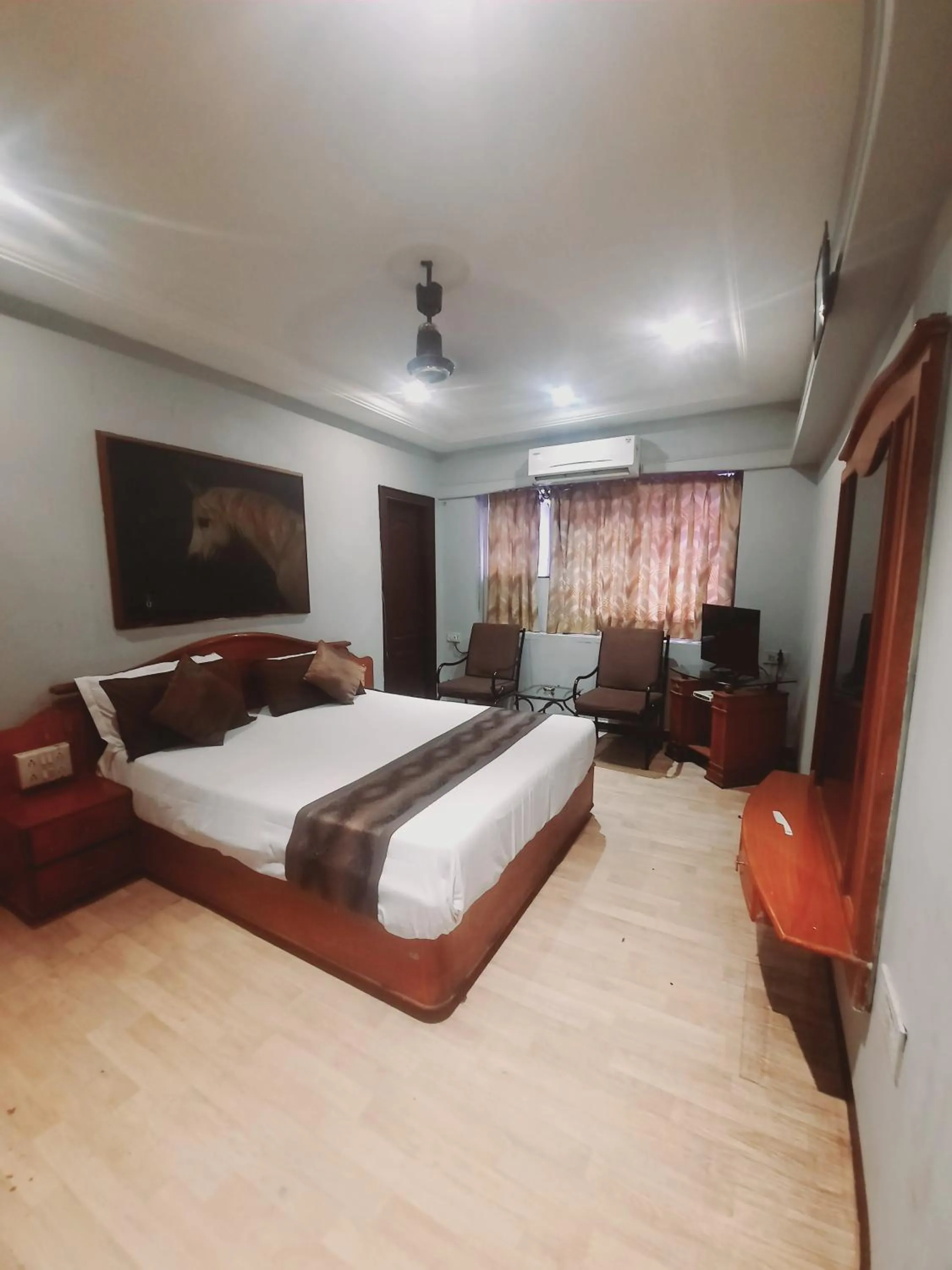 View (from property/room), Bed in Hotel JMC Group