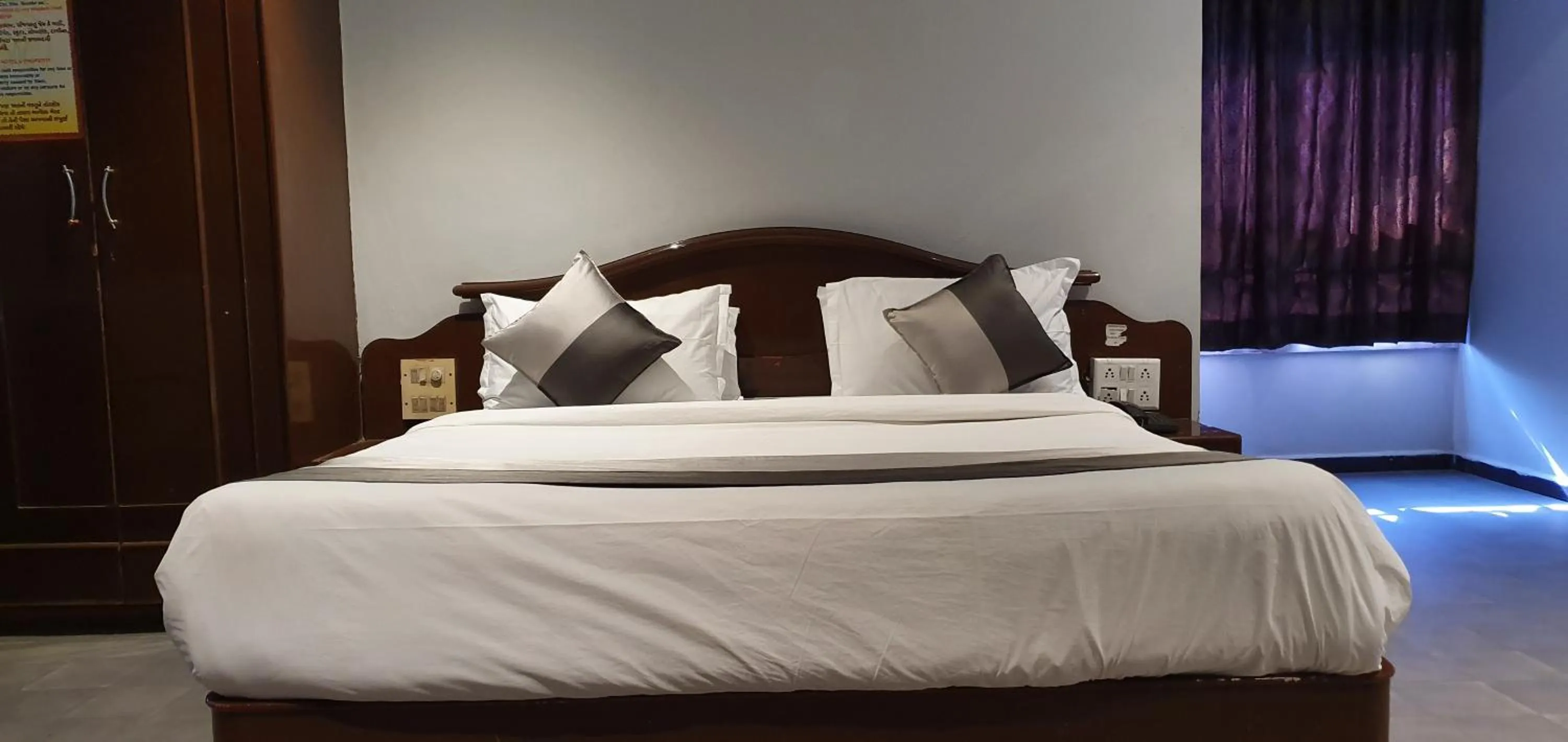 Bed in Hotel JMC Group