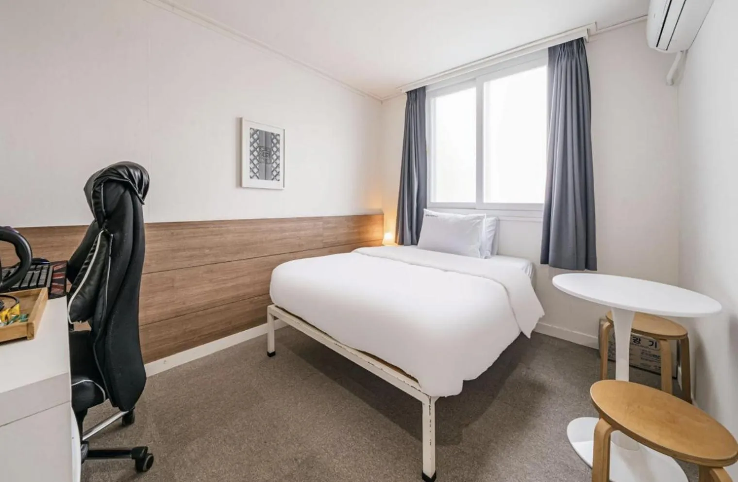 Bed in Gaon J Stay Hotel