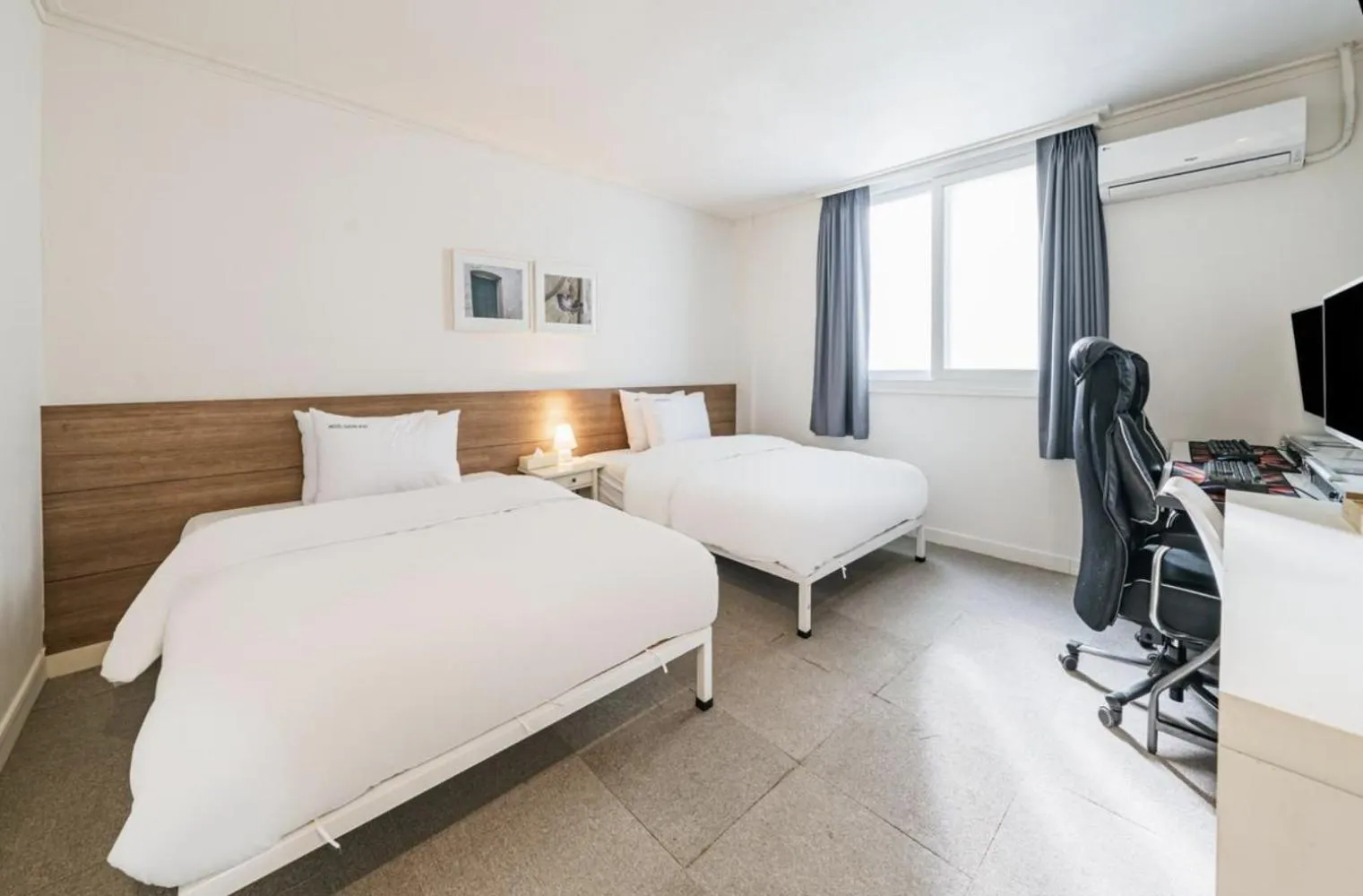 Bed in Gaon J Stay Hotel