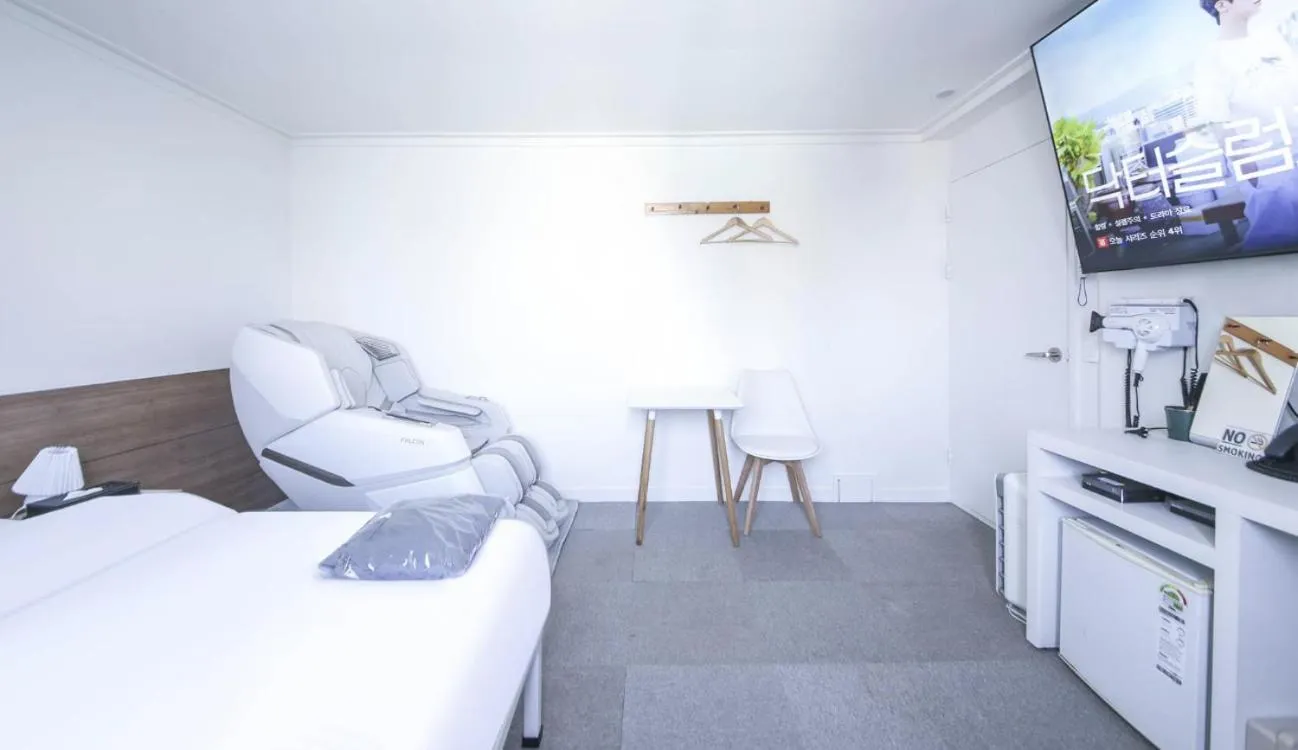 Bed in Gaon J Stay Hotel