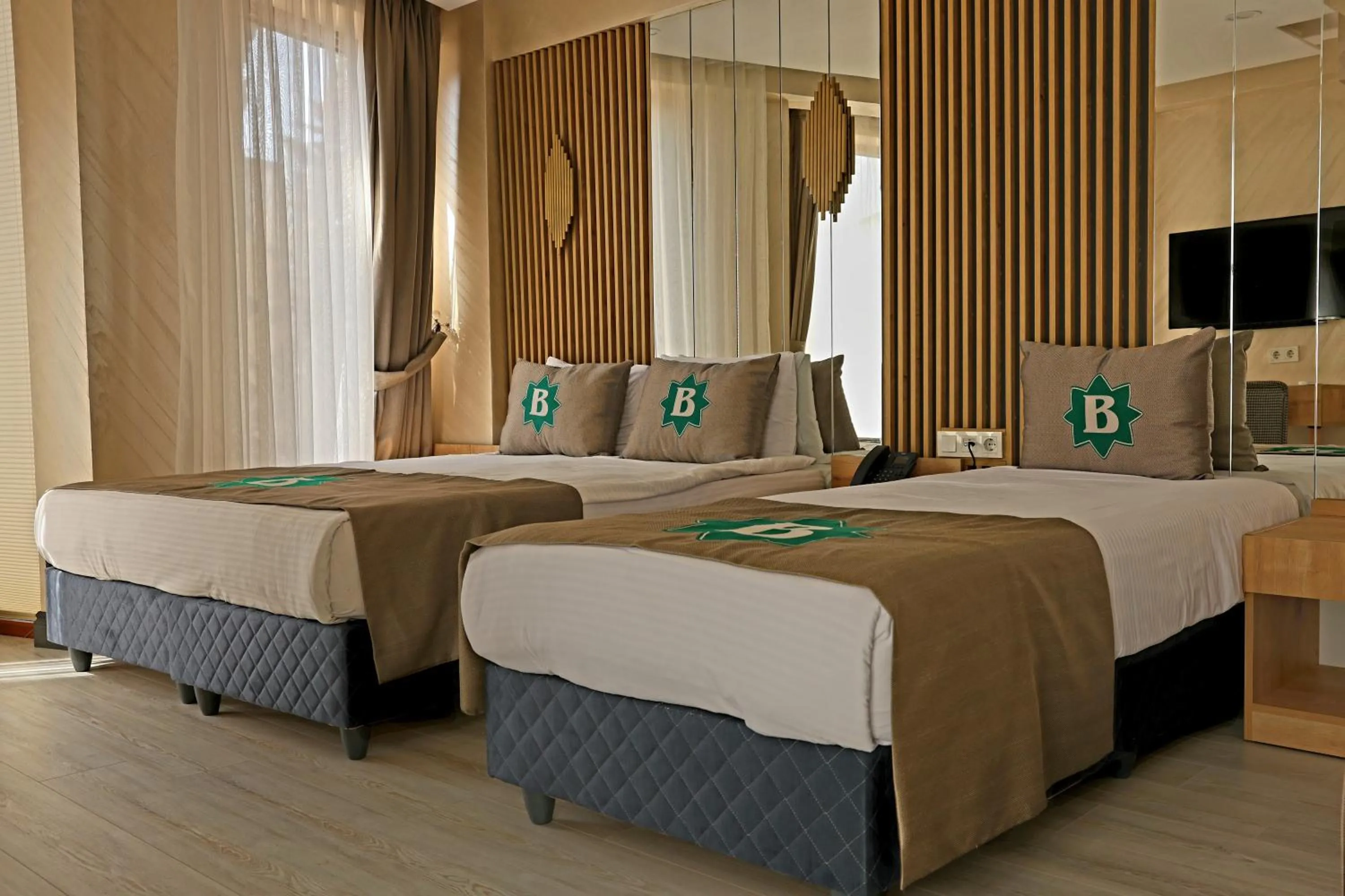 Bedroom, Bed in Bizim Hotel