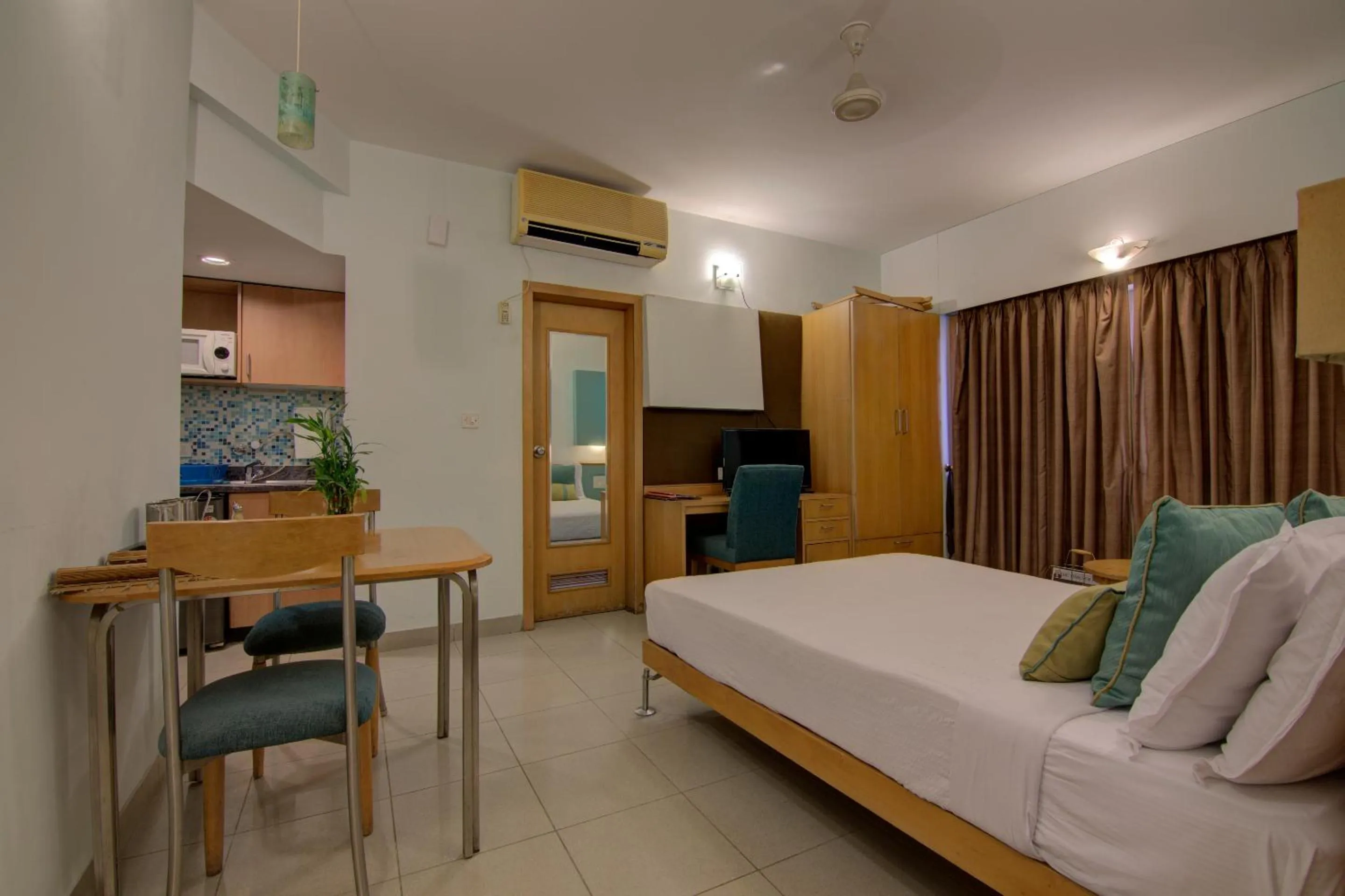 Bed in Tristar Serviced Apartments