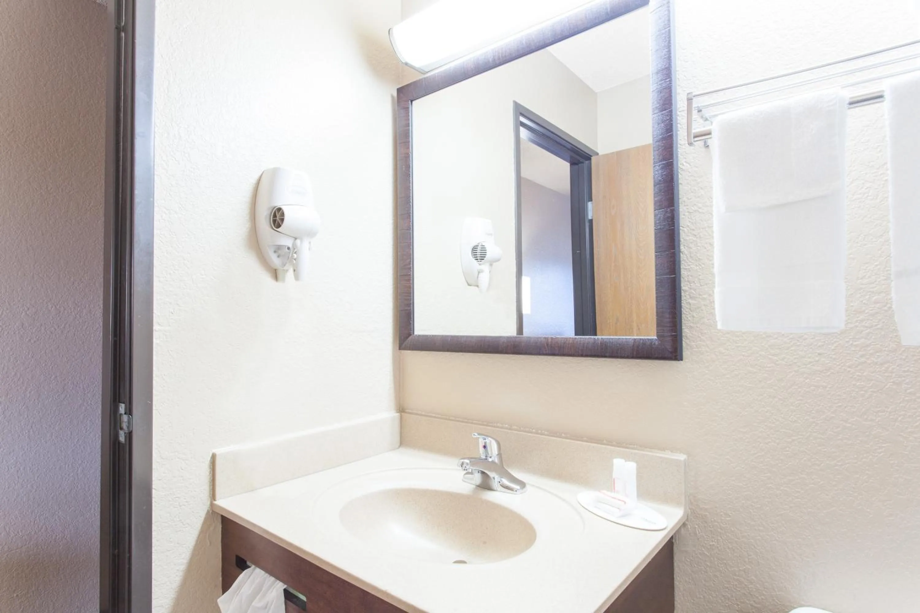 Bathroom in Super 8 by Wyndham Norton VA