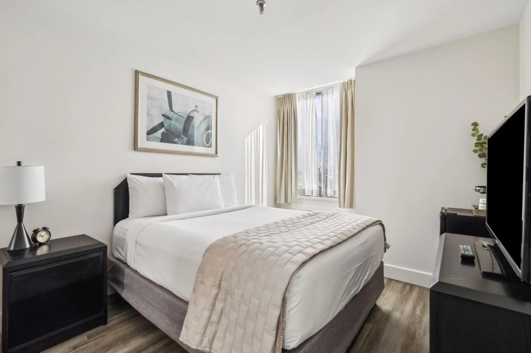 Bed in DEV Hotel and Conference Centre