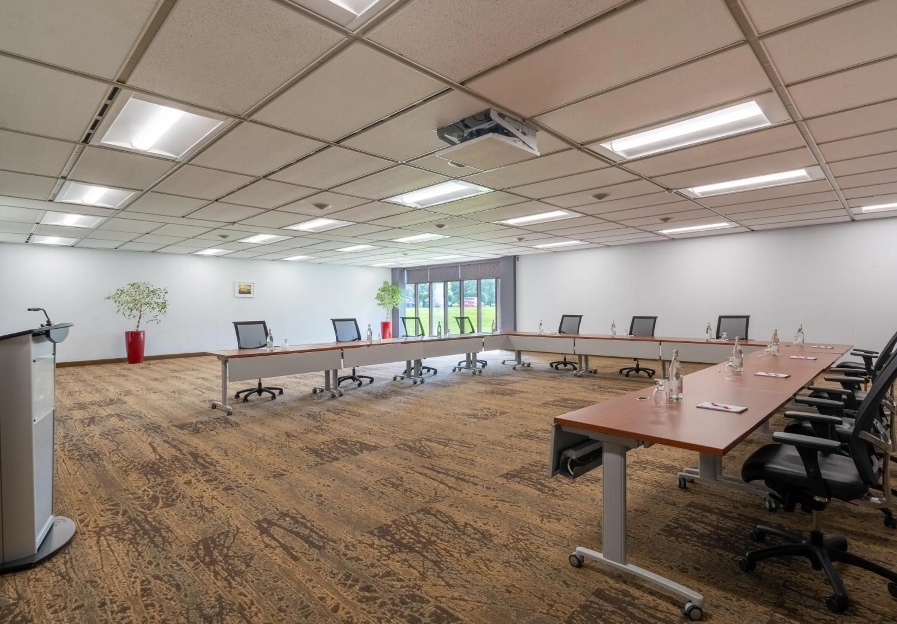 DEV Hotel and Conference Centre