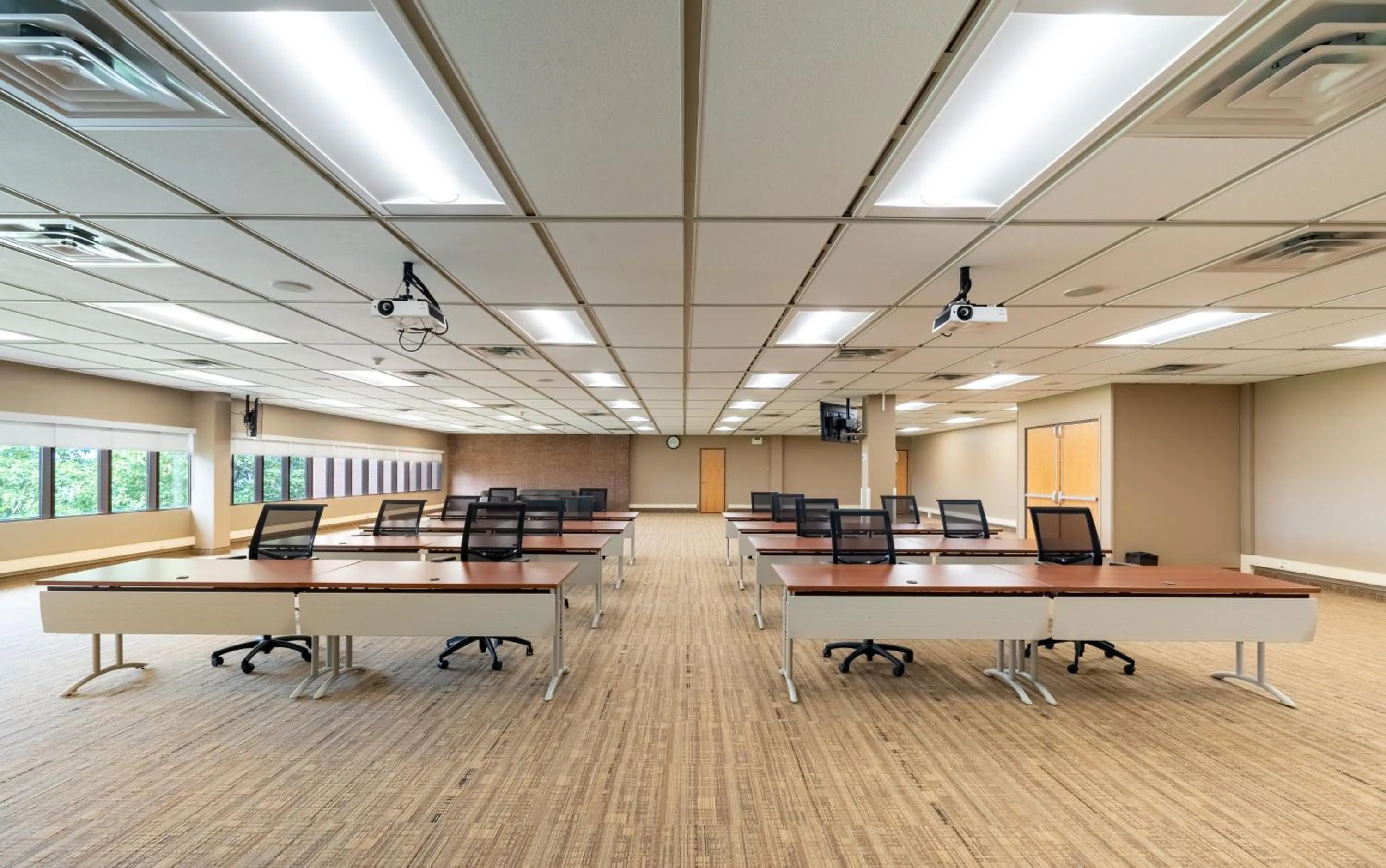 DEV Hotel and Conference Centre