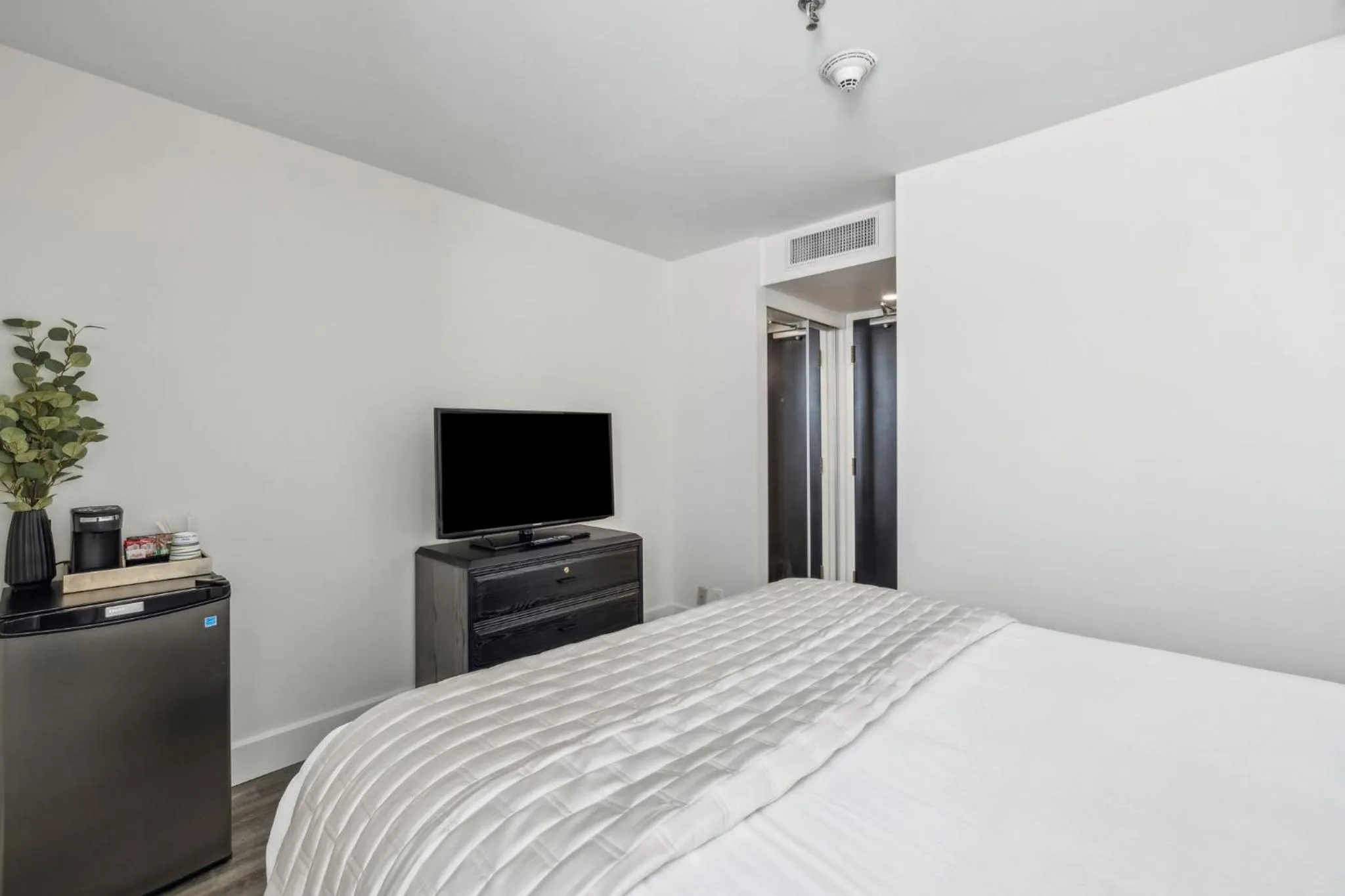 Bed in DEV Hotel and Conference Centre