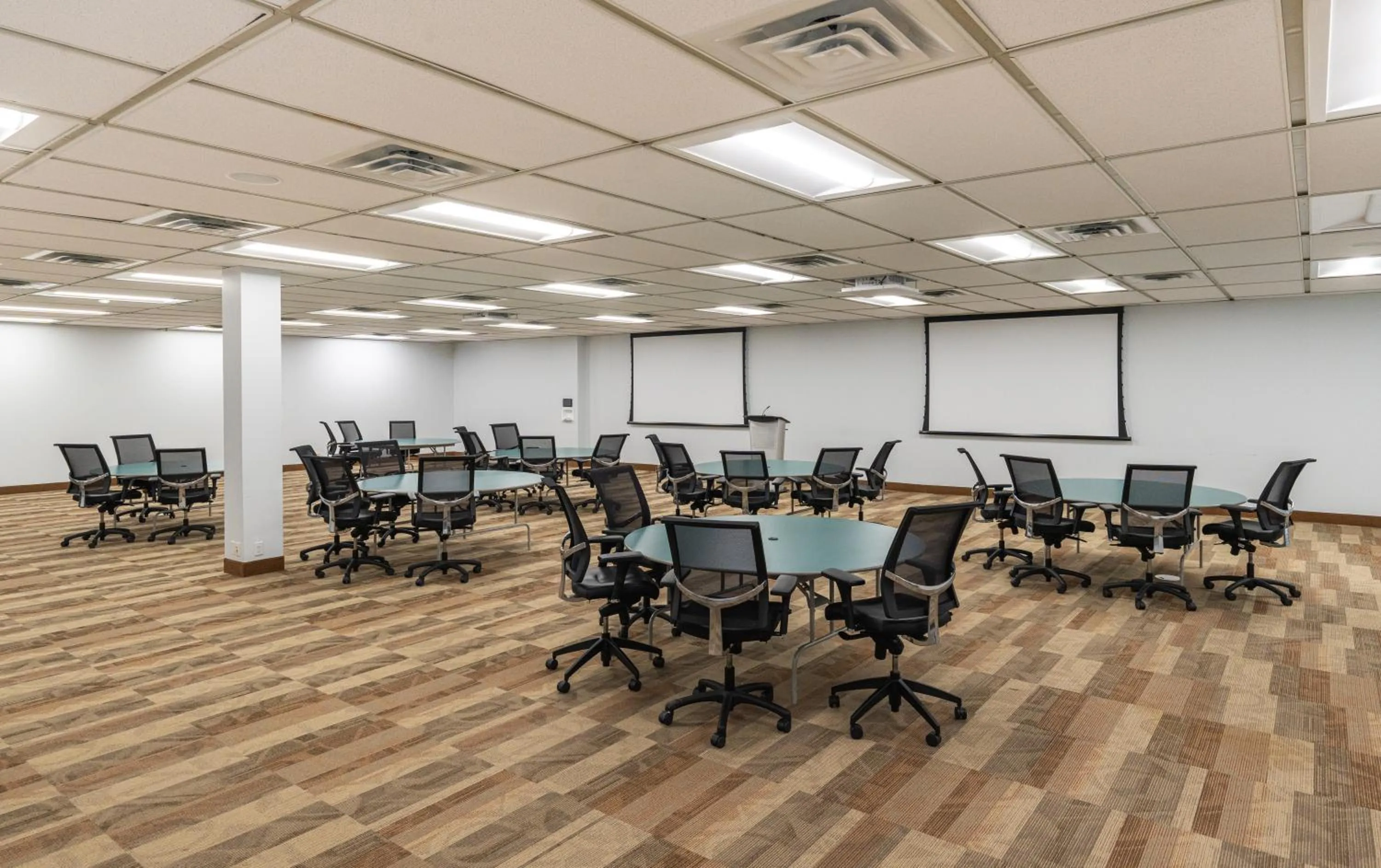 DEV Hotel and Conference Centre