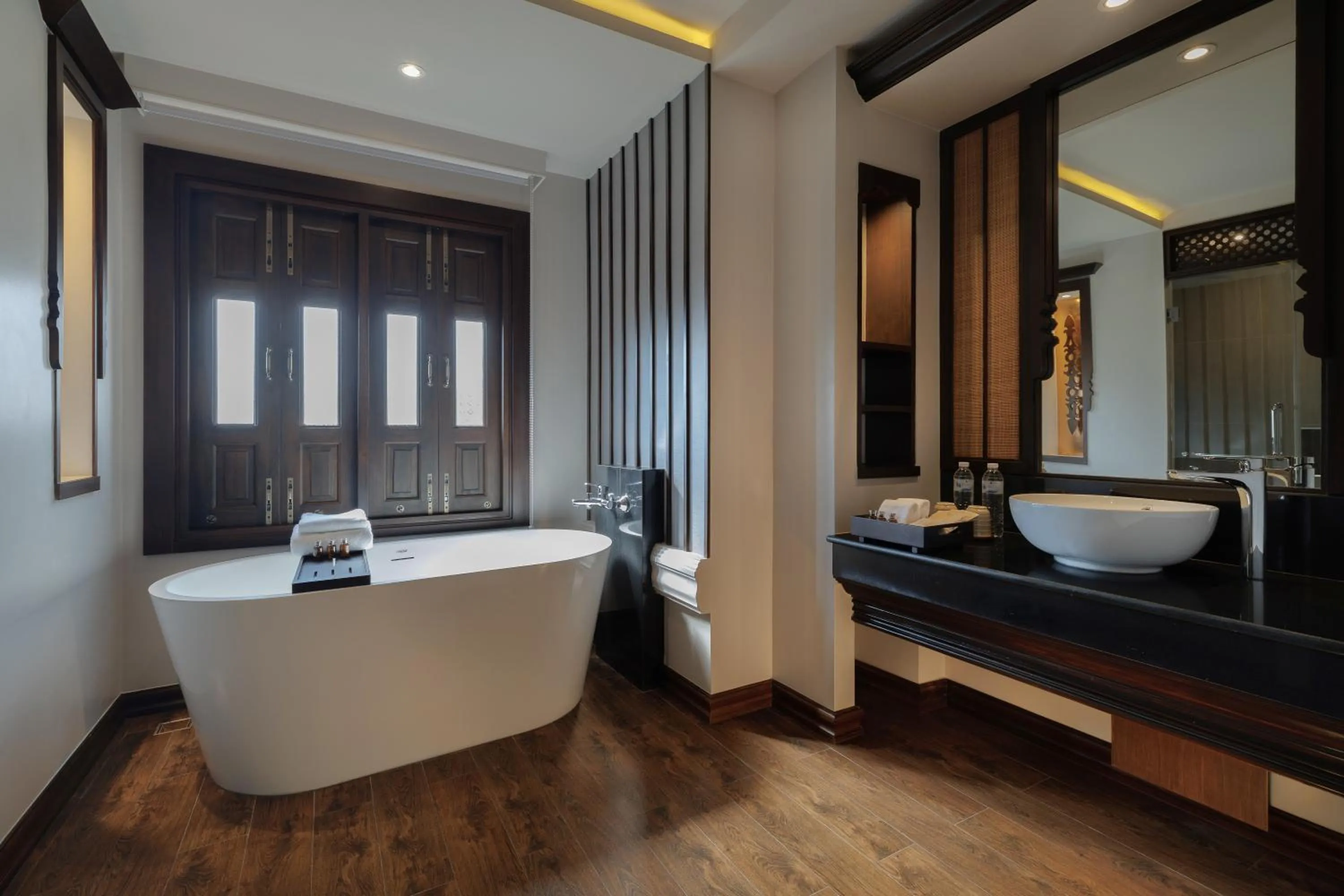 Bathroom in Akira Thaphae Hotel