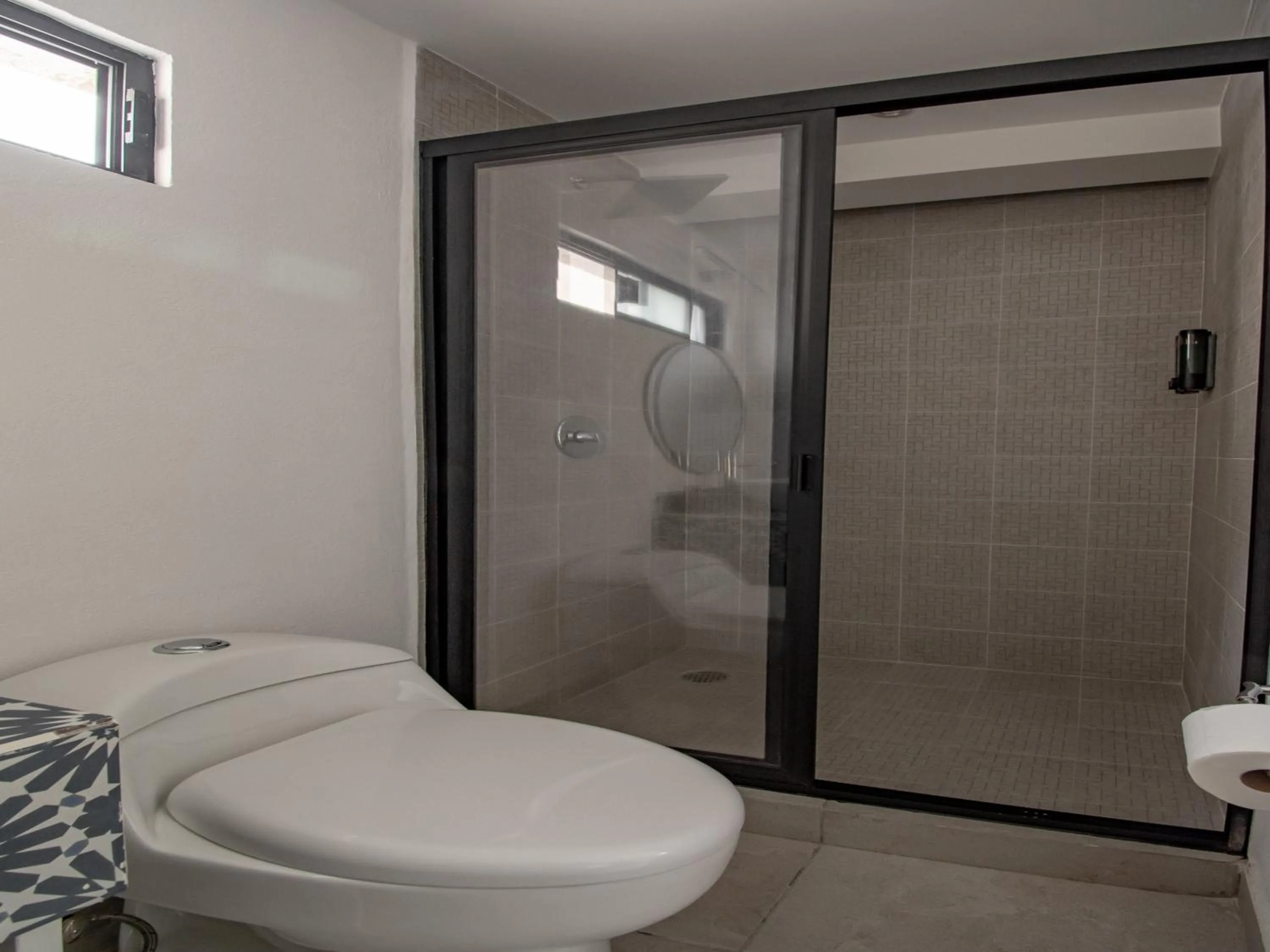 Bathroom in Collection O Hotel Lavanda Anzures